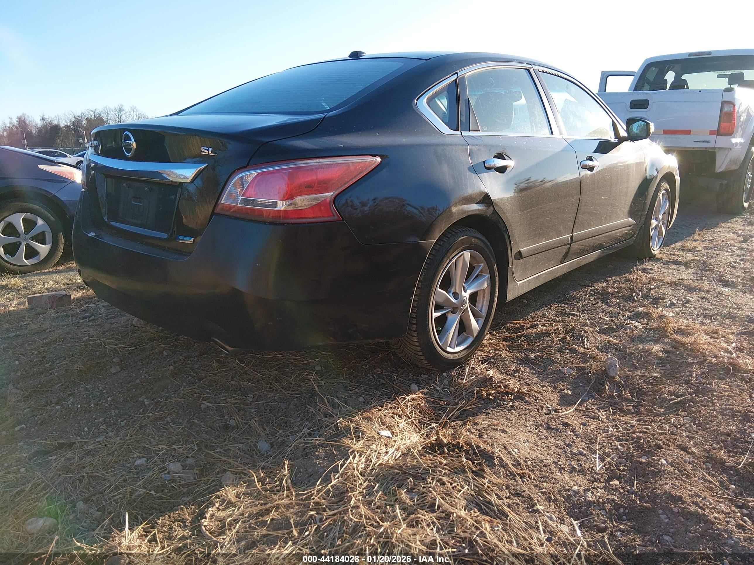 NISSAN ALTIMA image 4