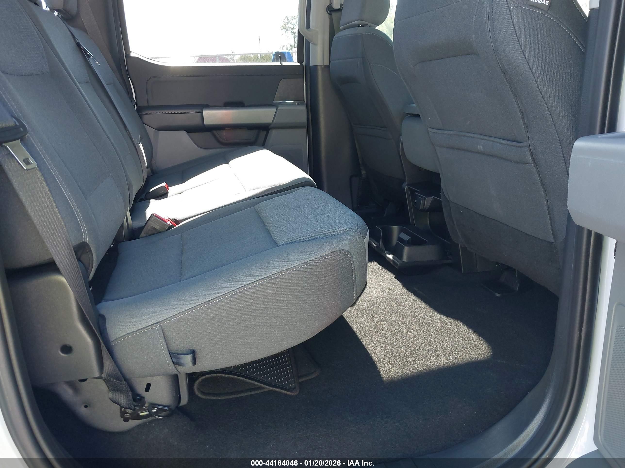 FORD F-150 image 8