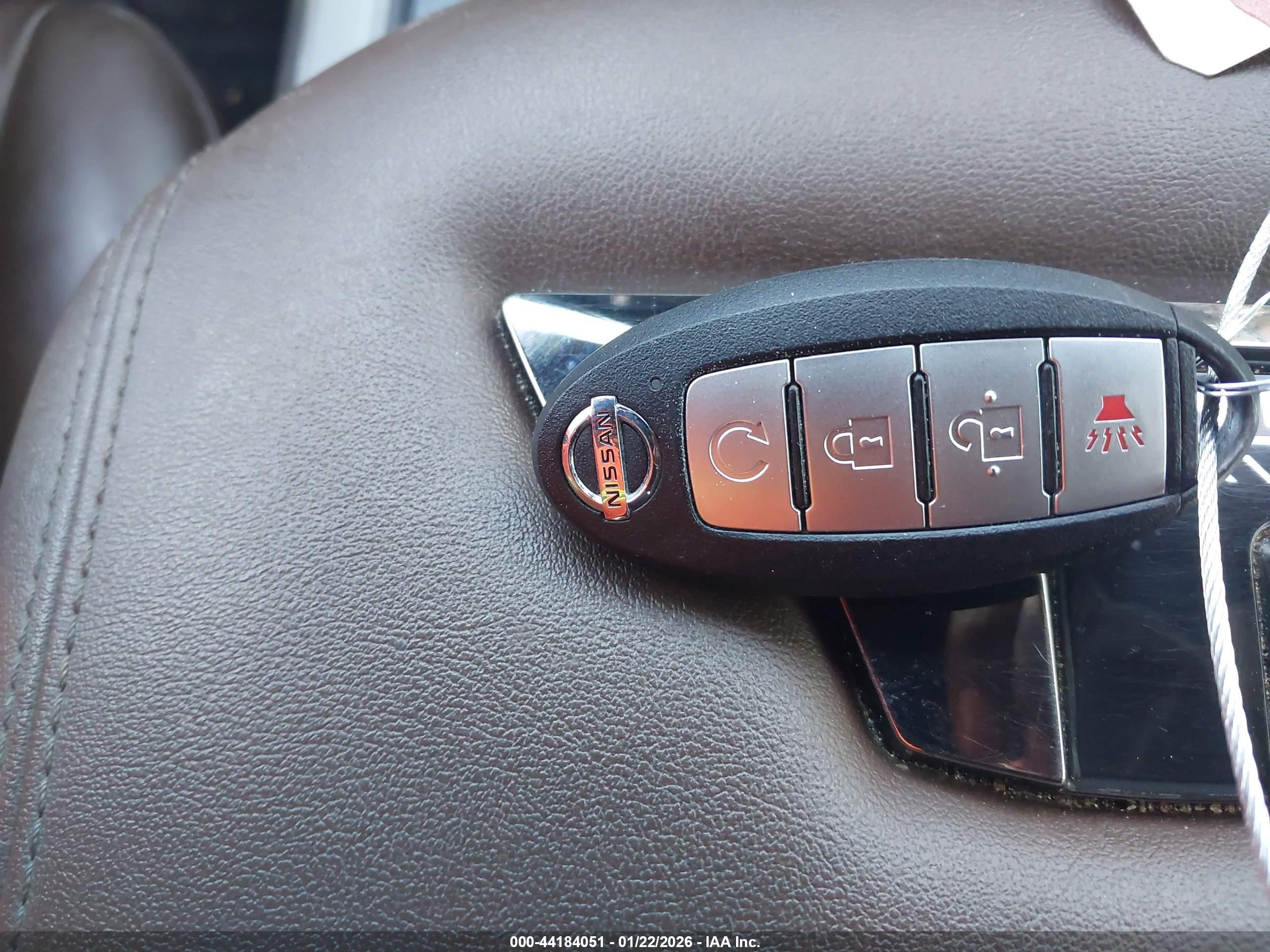 NISSAN TITAN image 11