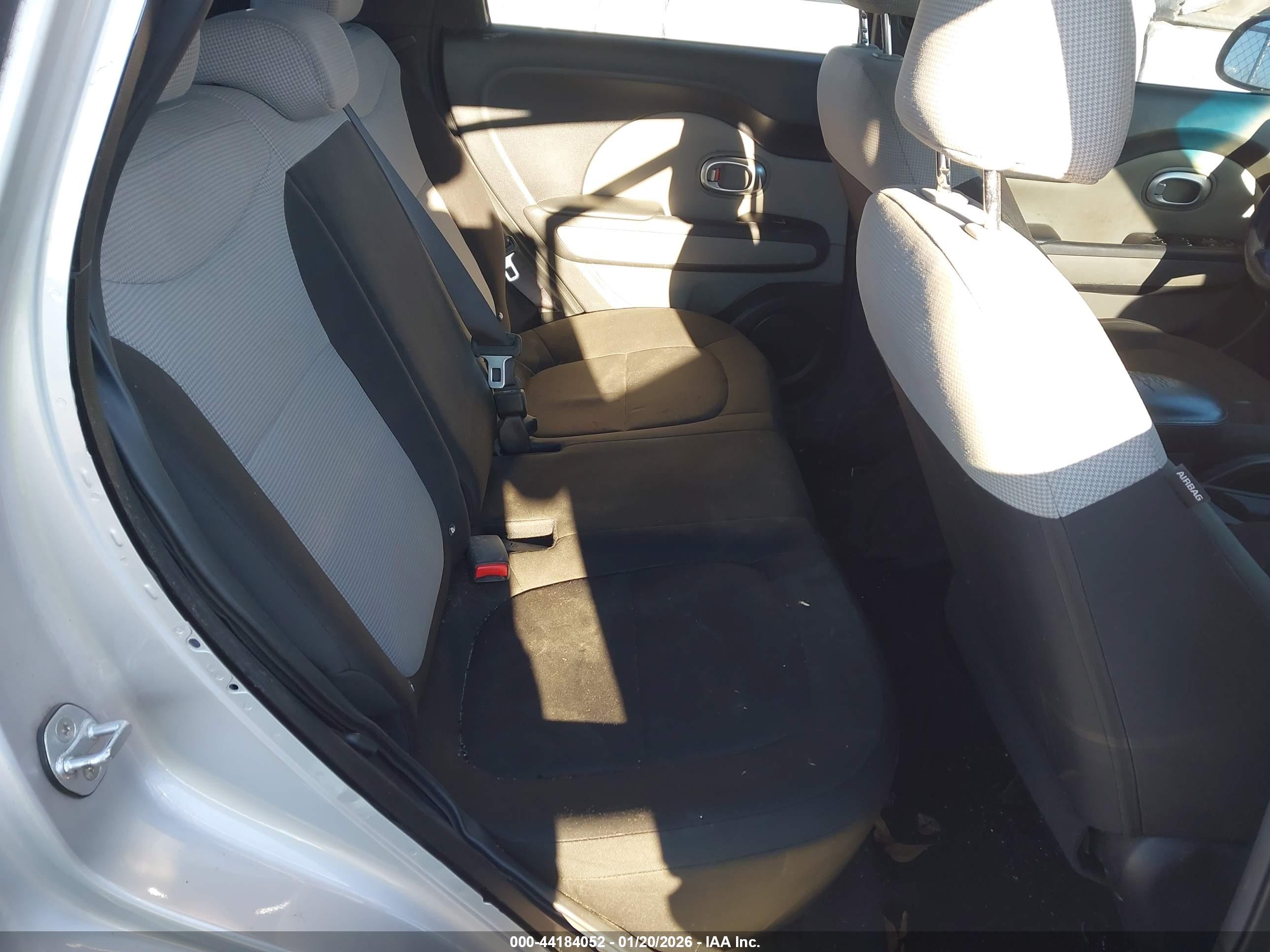 KIA SOUL image 8