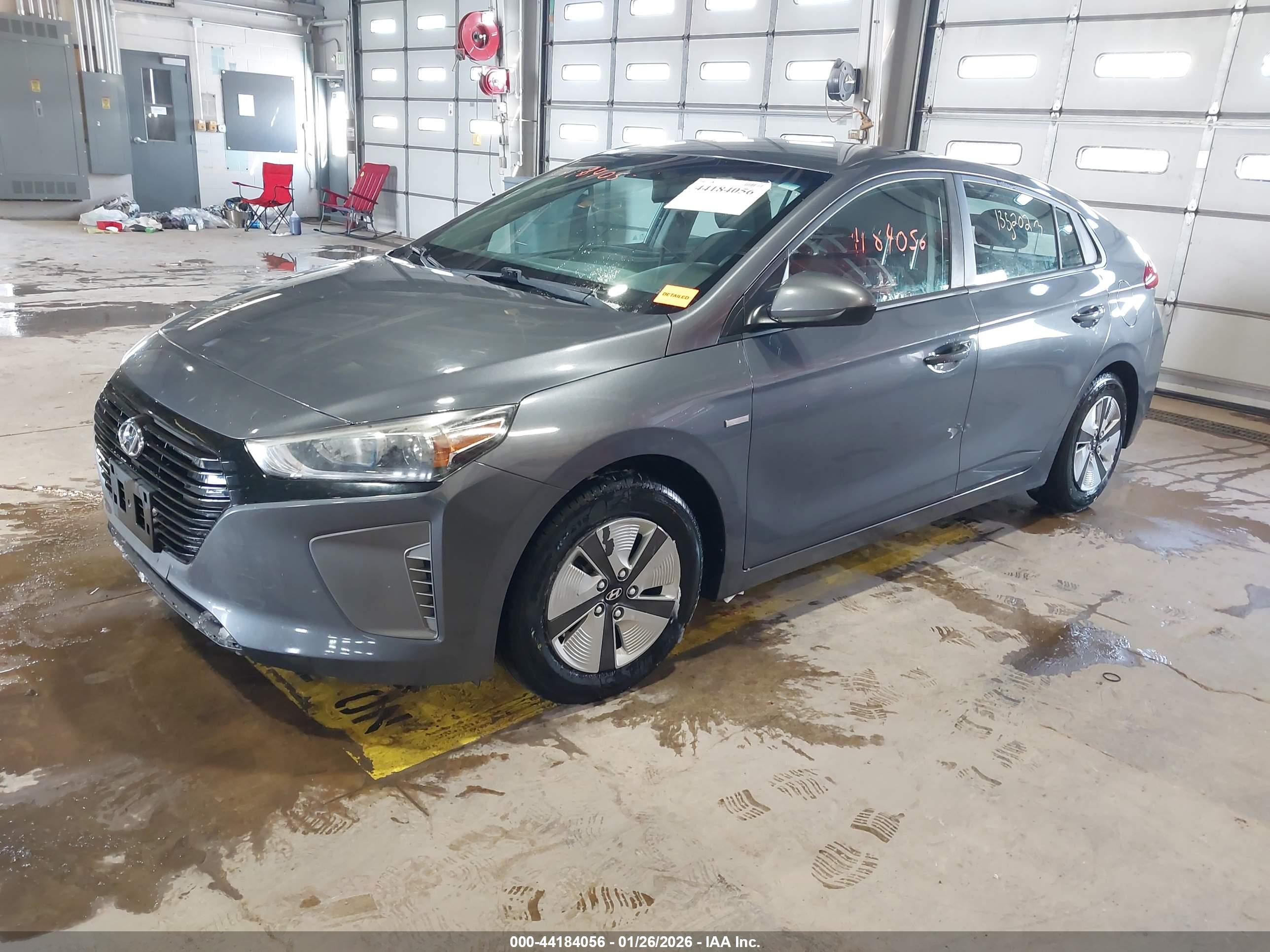 HYUNDAI IONIQ image 2