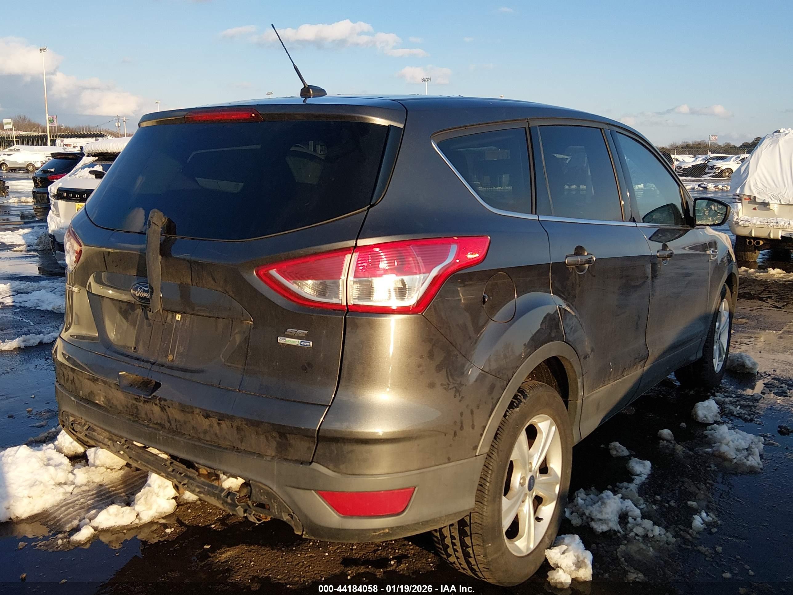 FORD ESCAPE image 4
