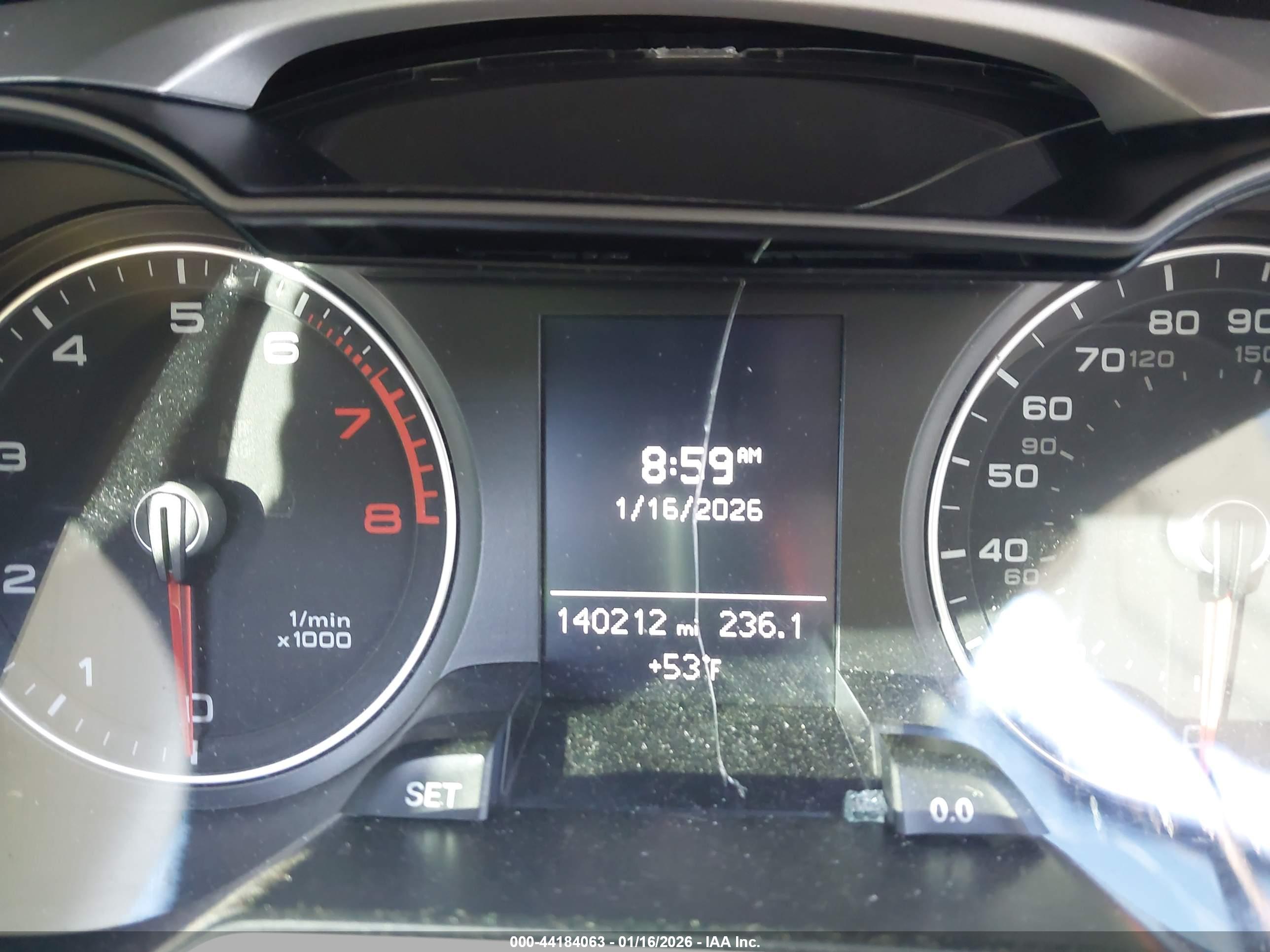 AUDI A4 image 7