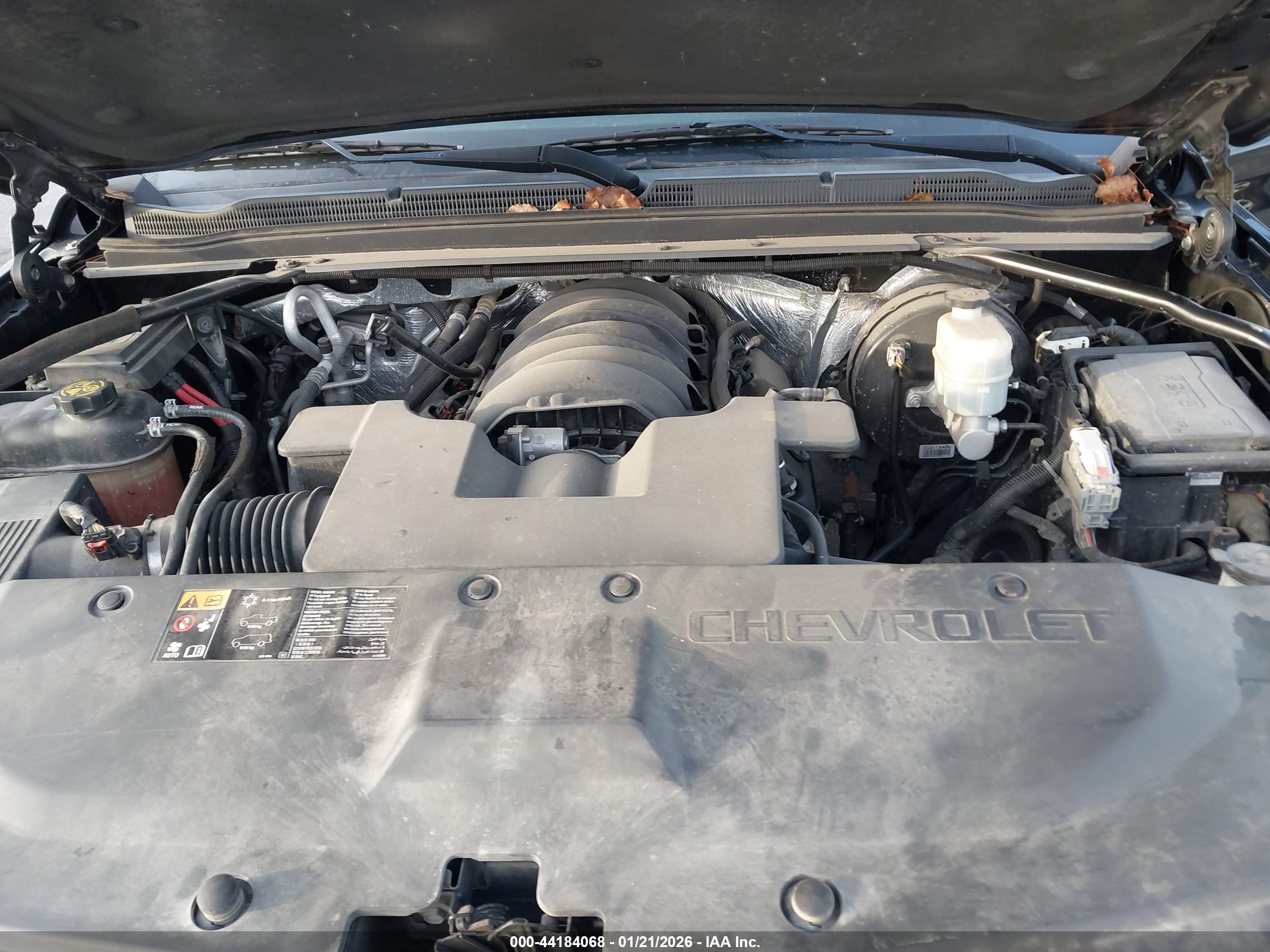 CHEVROLET SUBURBAN image 10