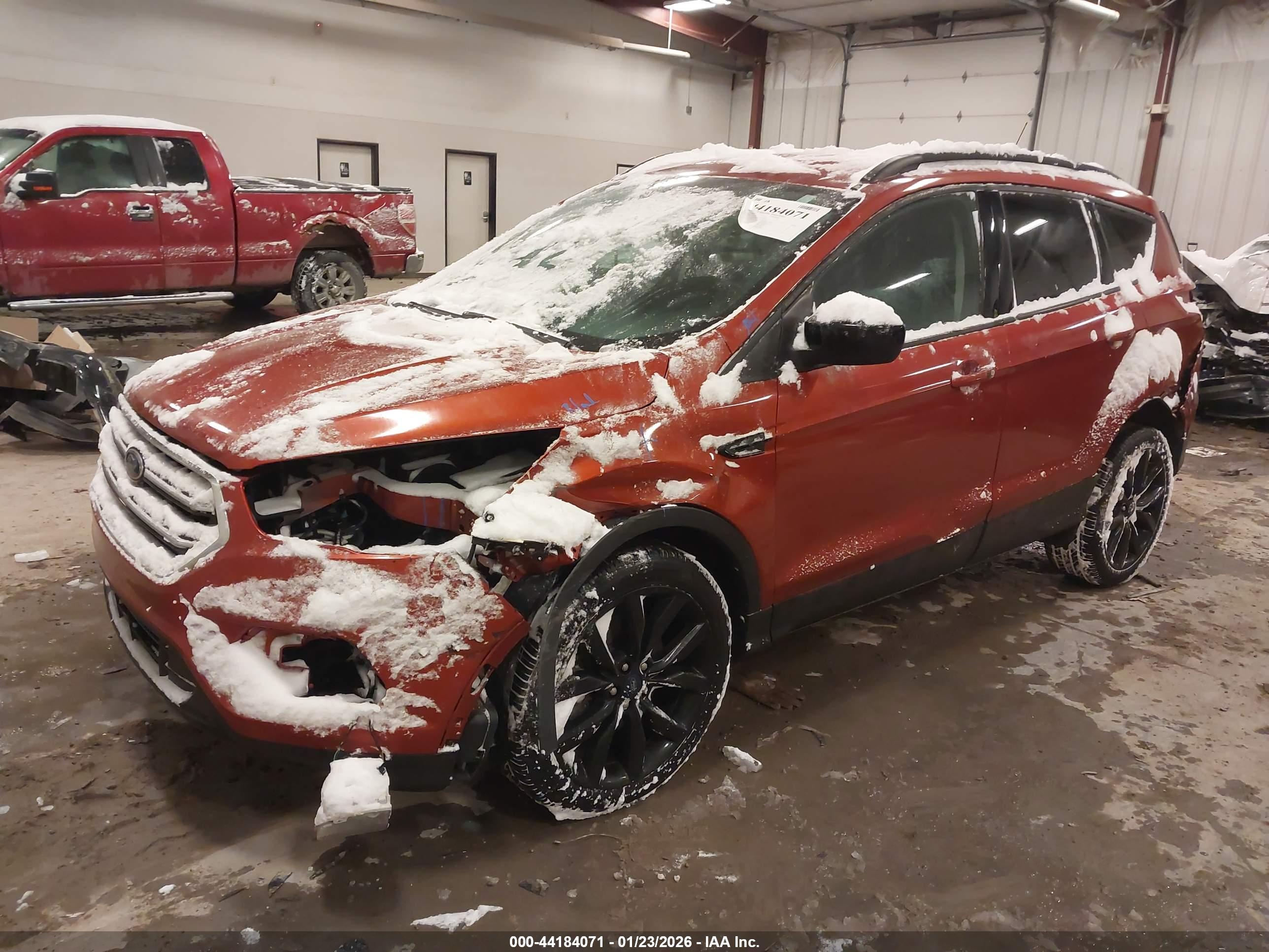 FORD ESCAPE image 2