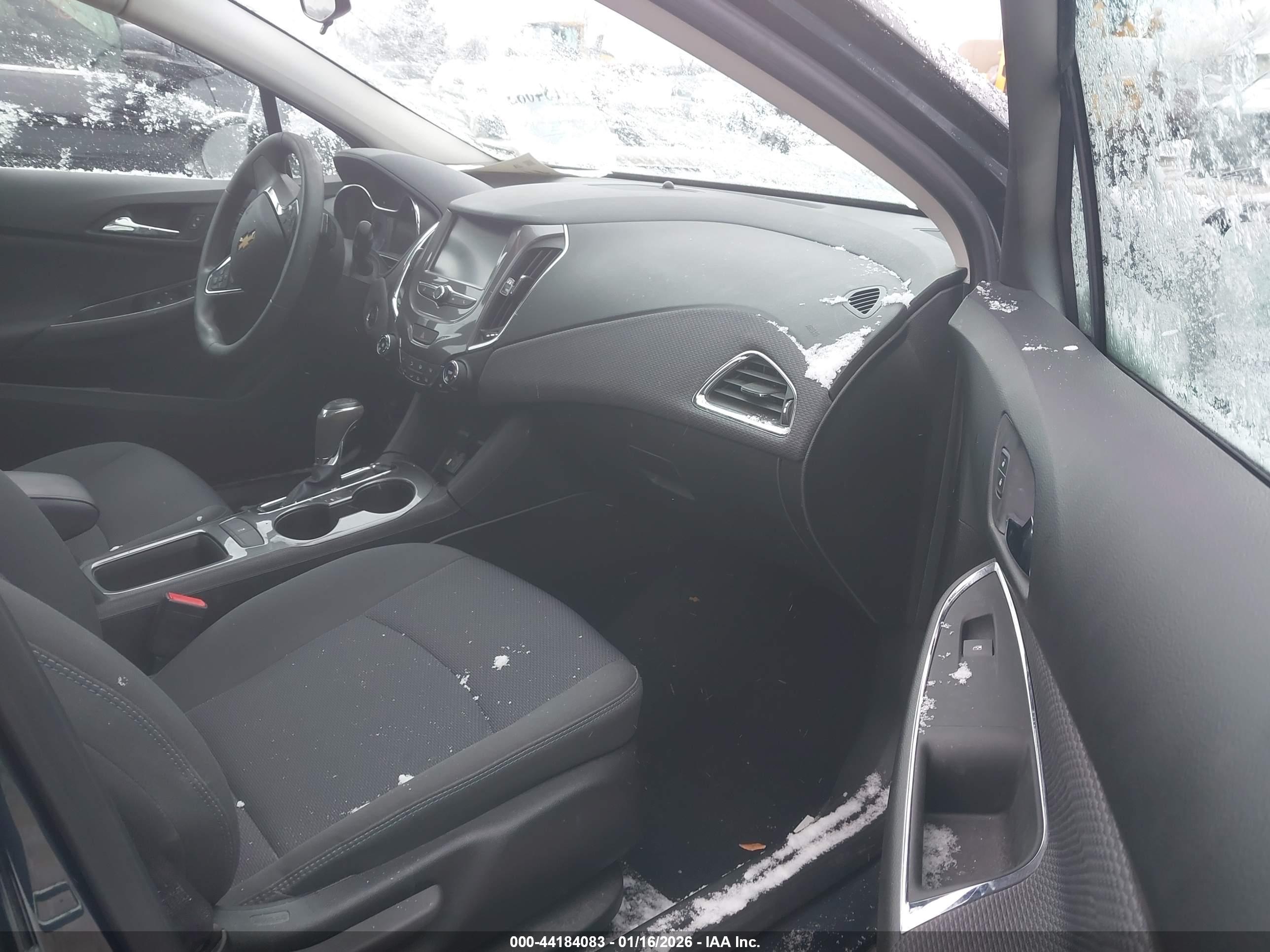 CHEVROLET CRUZE image 5
