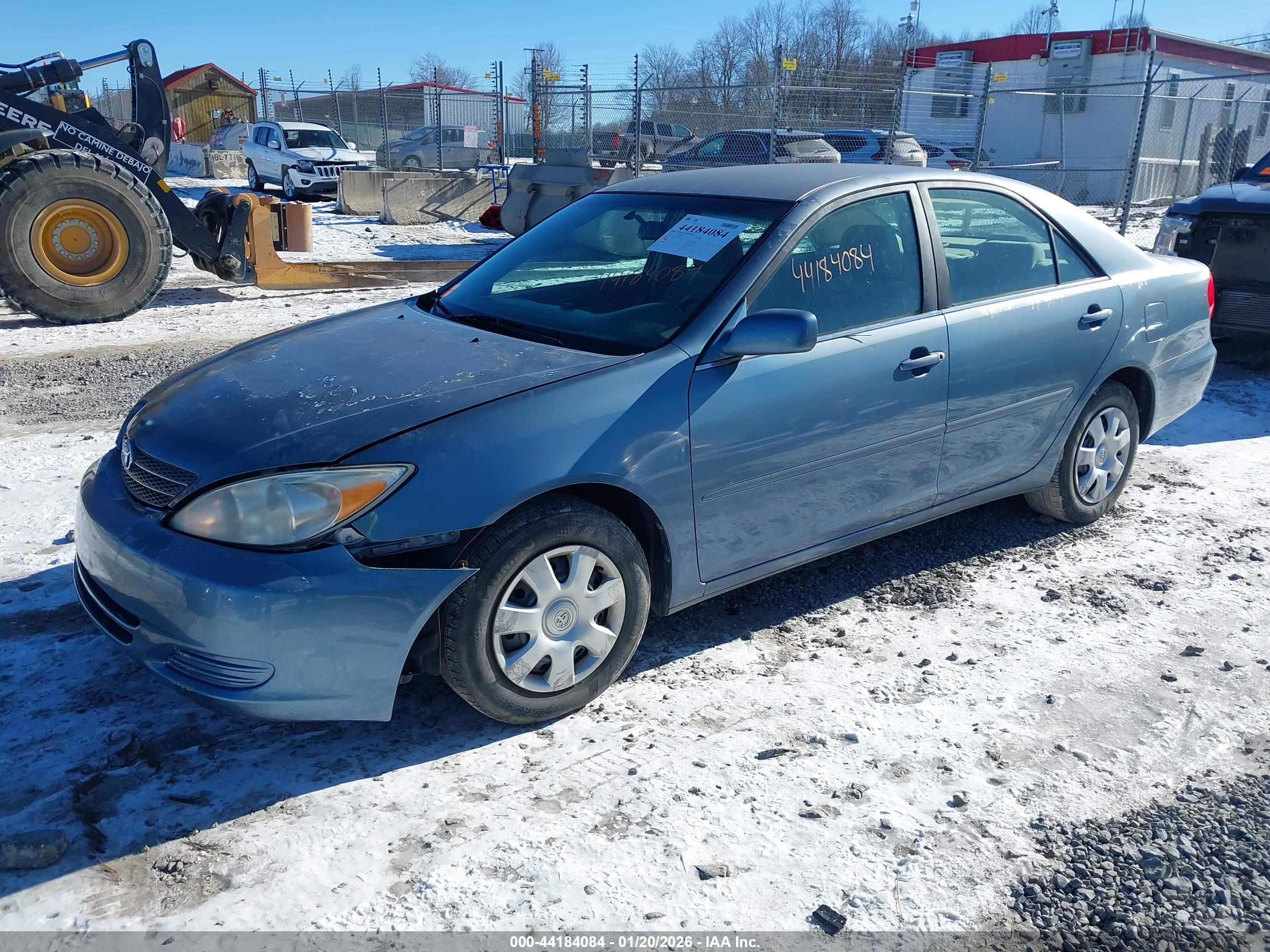 TOYOTA CAMRY image 2