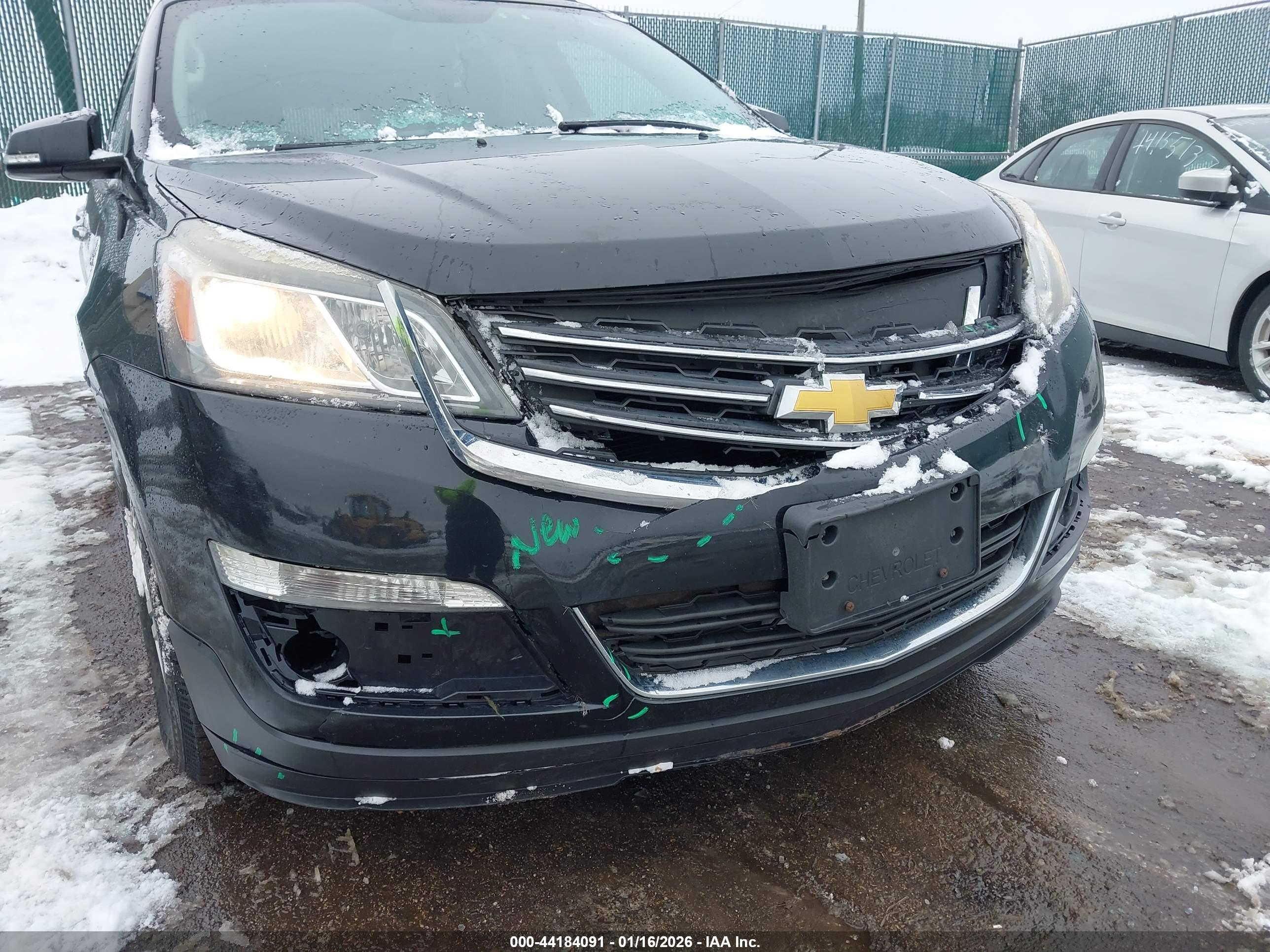 CHEVROLET TRAVERSE image 6