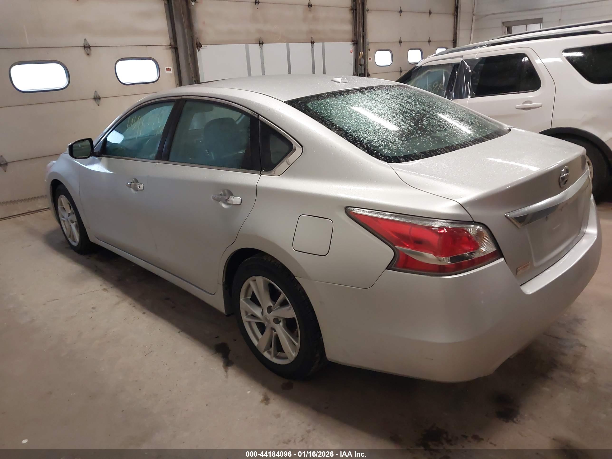 NISSAN ALTIMA image 3