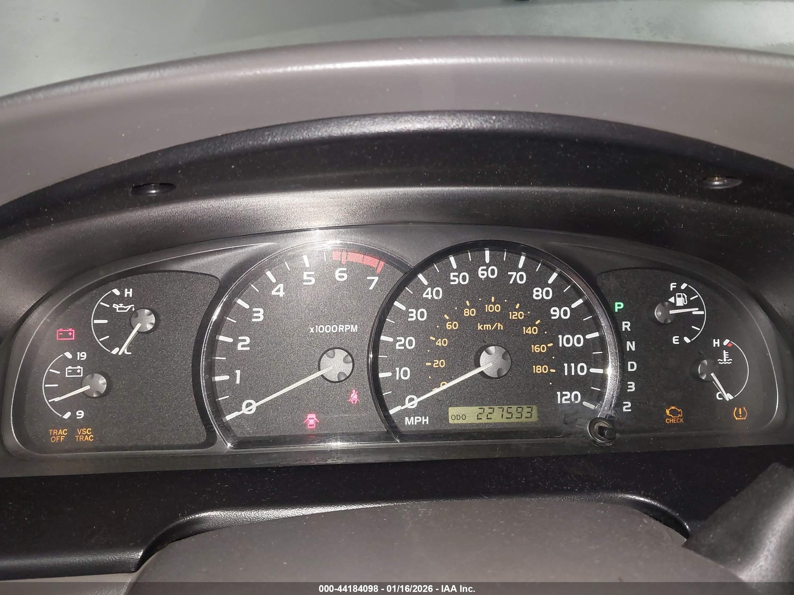 TOYOTA SEQUOIA image 7