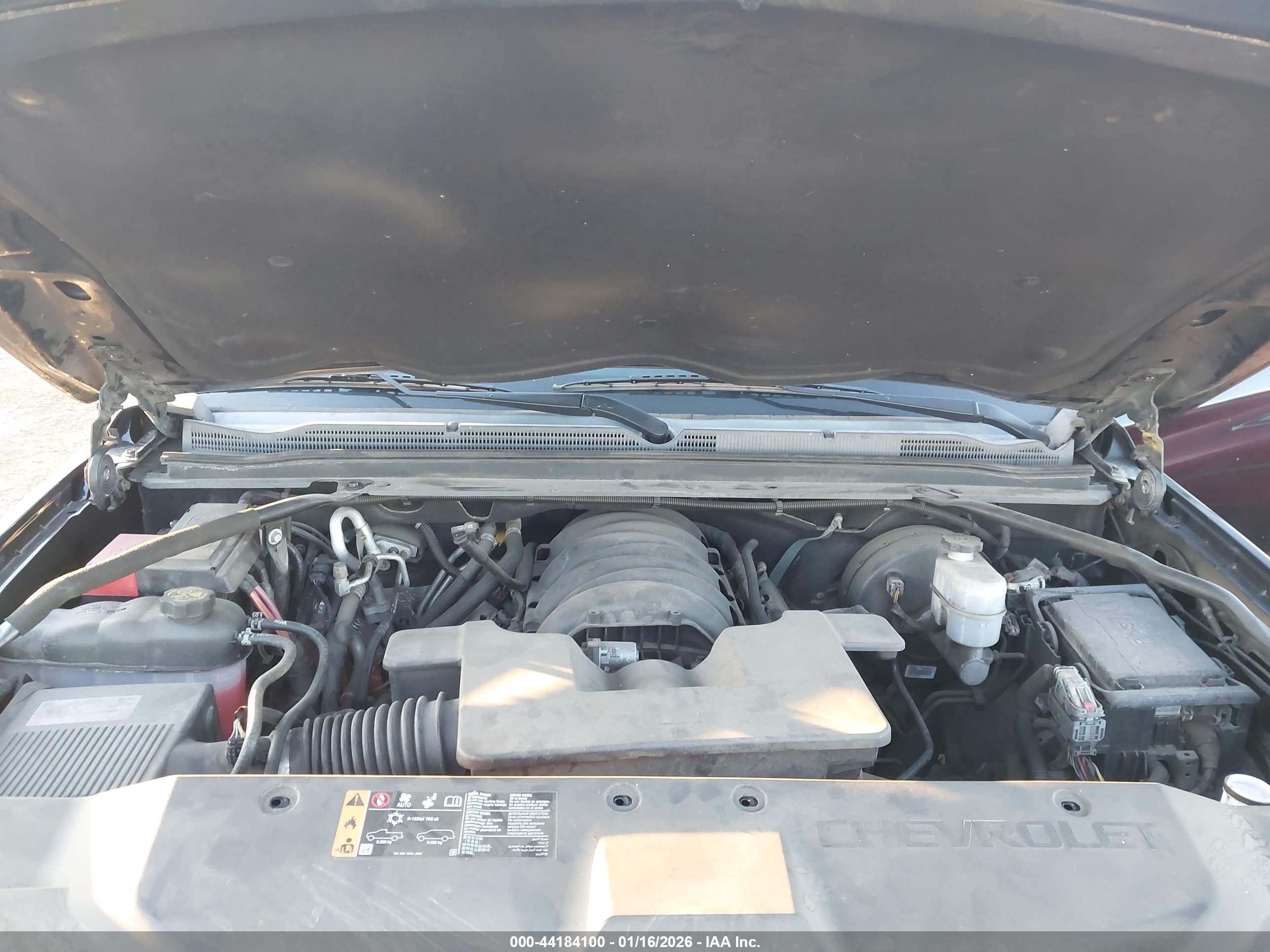 CHEVROLET SUBURBAN image 10