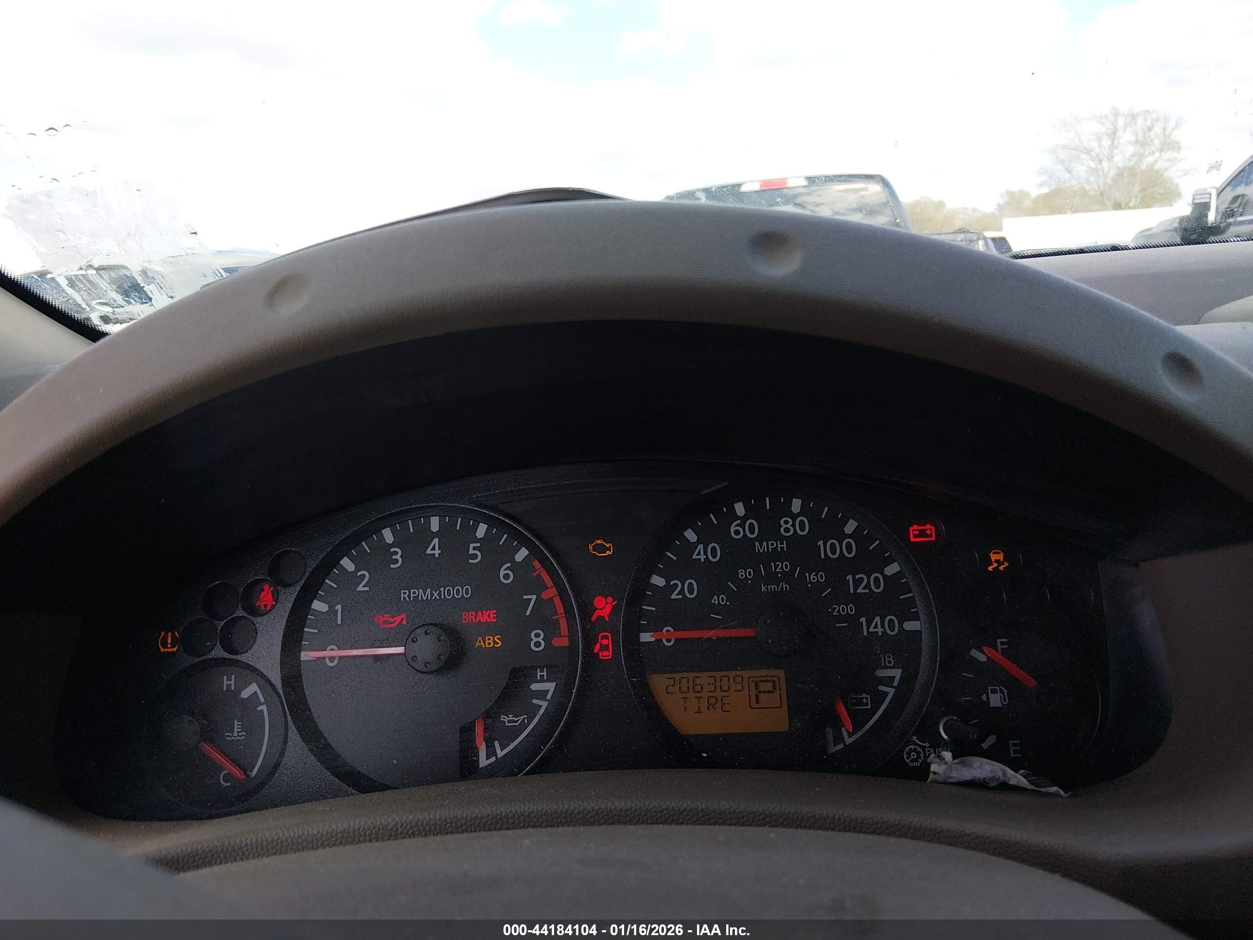 NISSAN FRONTIER image 7