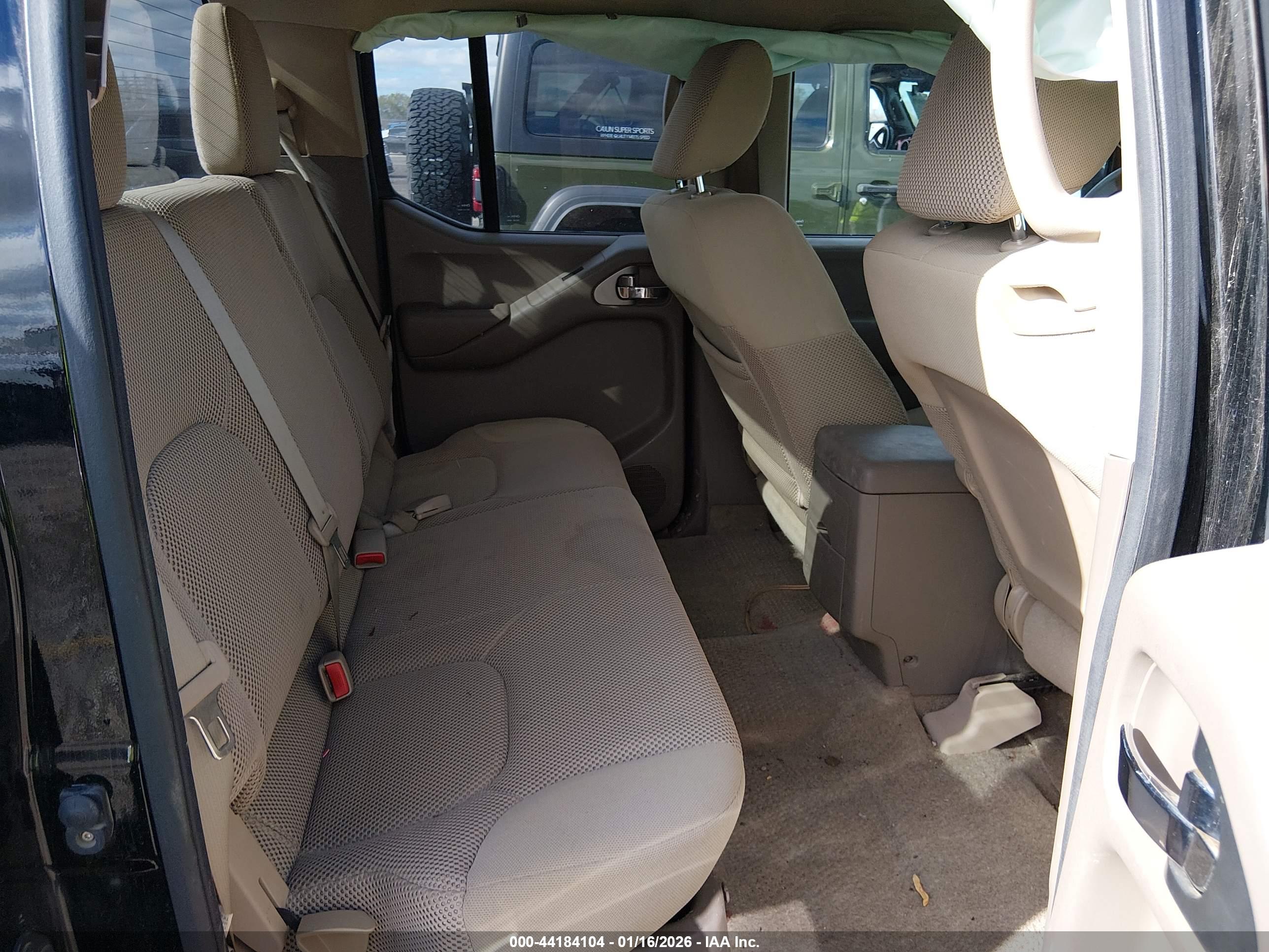 NISSAN FRONTIER image 8