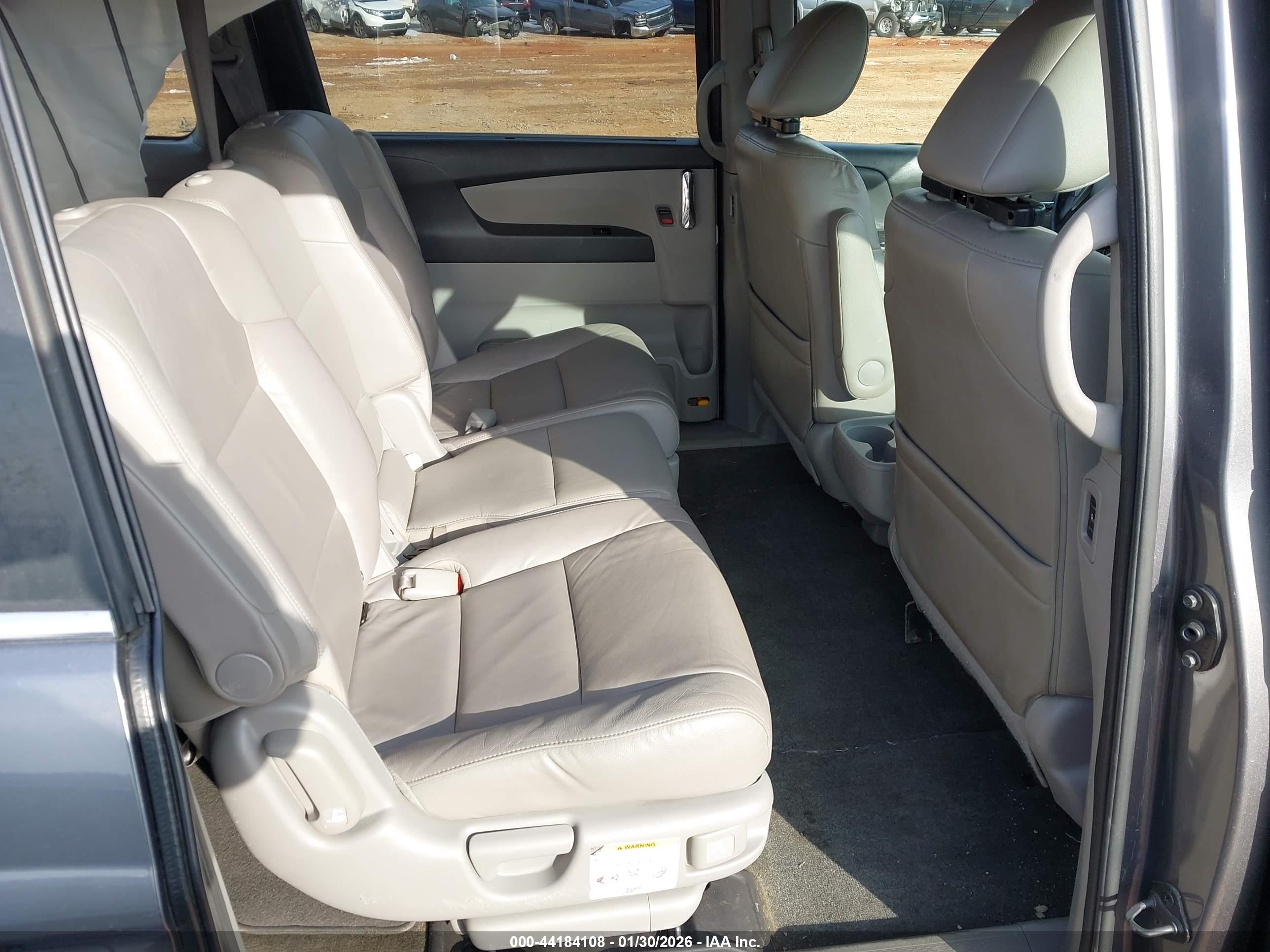 HONDA ODYSSEY image 8