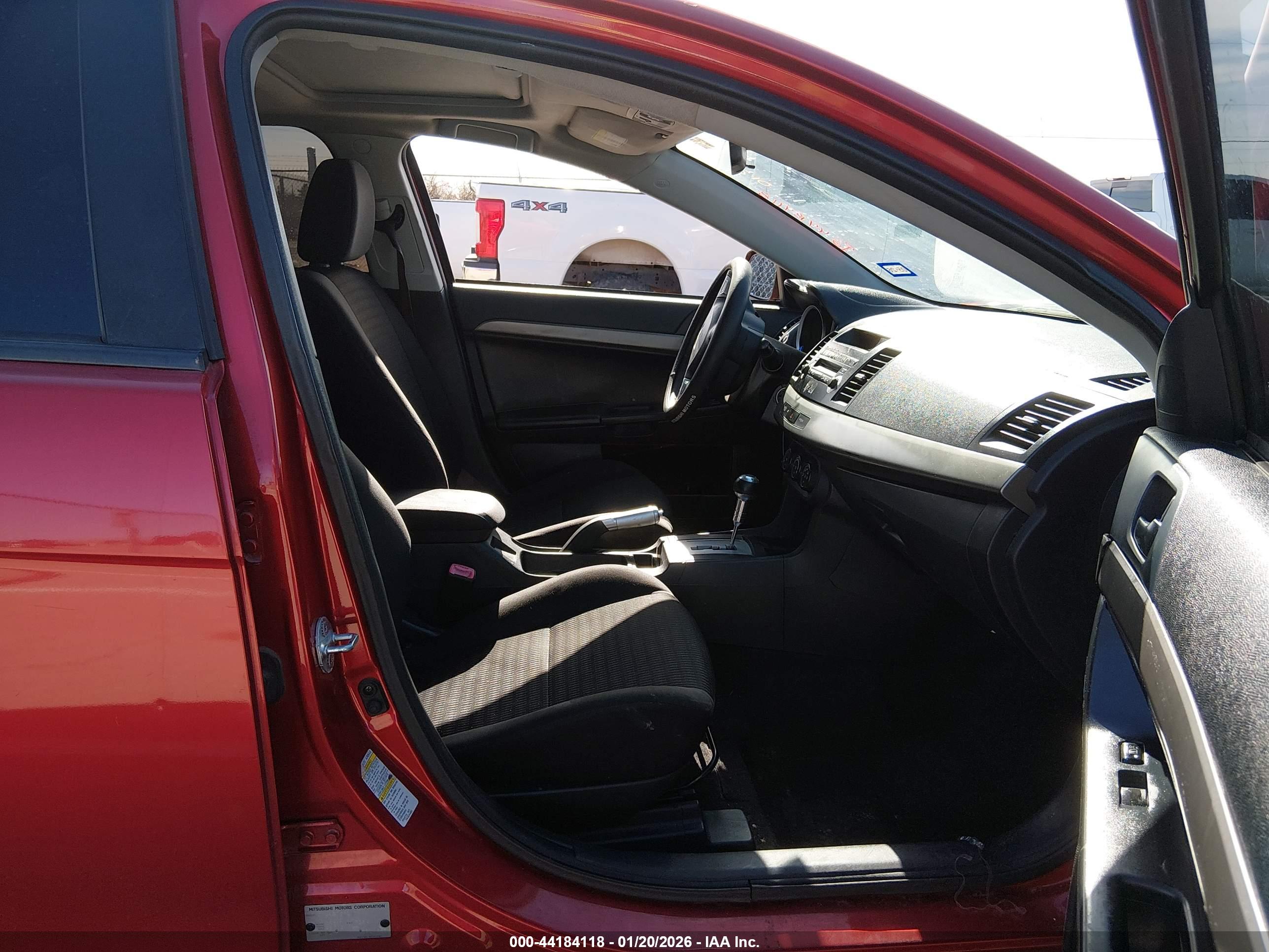 MITSUBISHI LANCER image 5