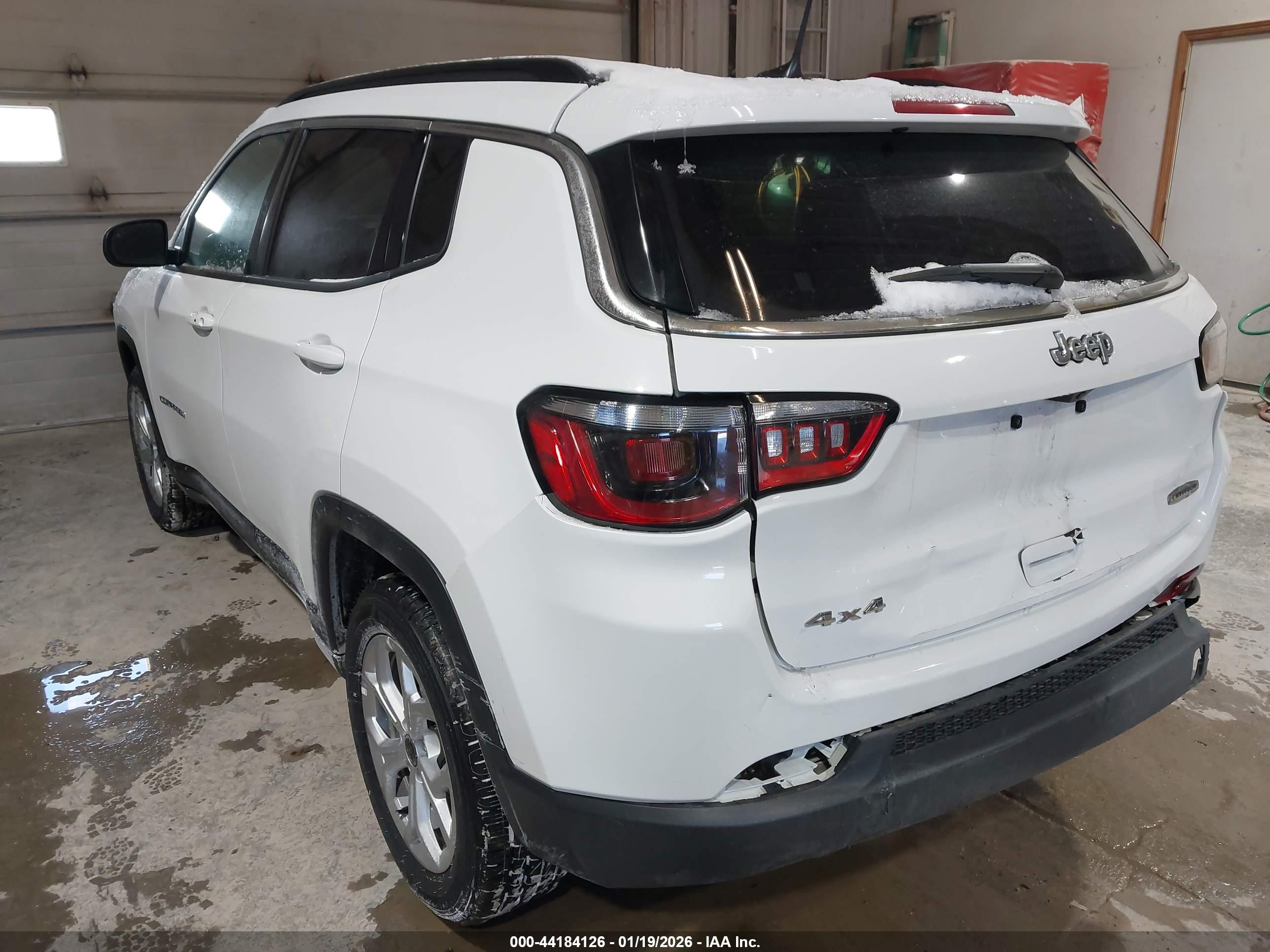 JEEP COMPASS image 3