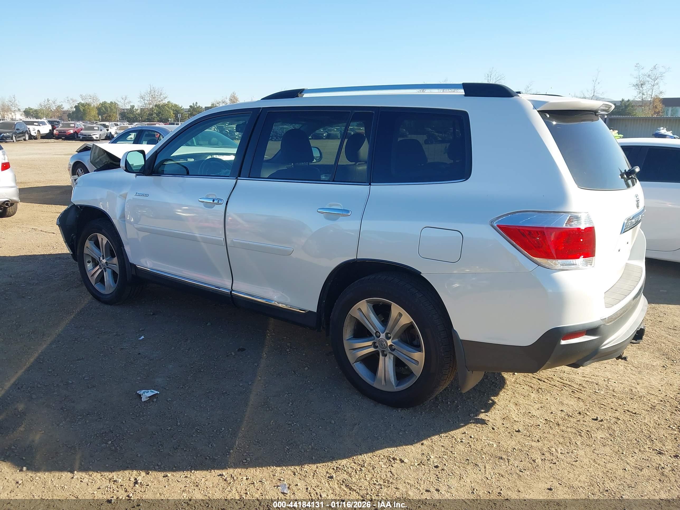TOYOTA HIGHLANDER image 3