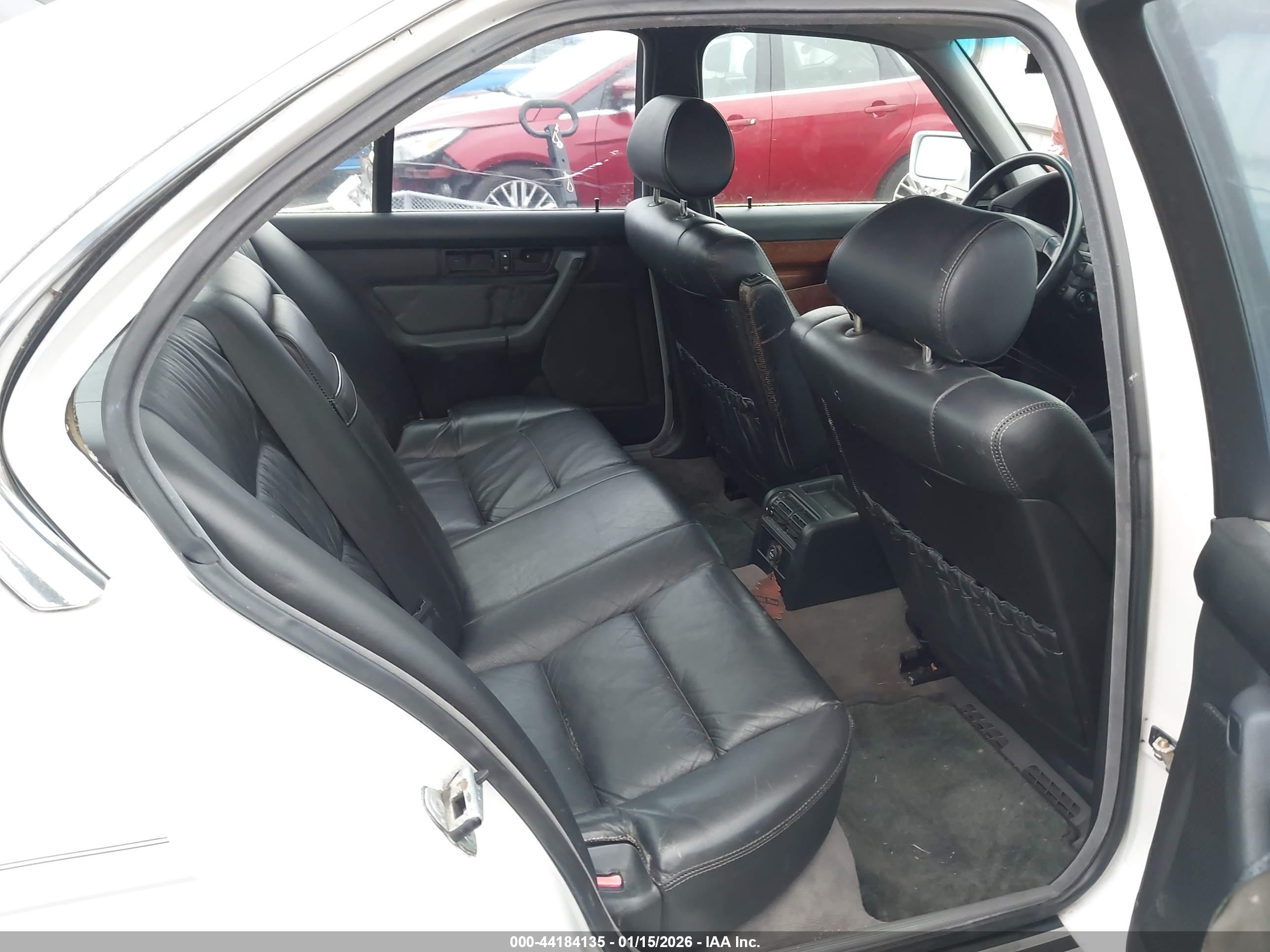 BMW 535 image 8