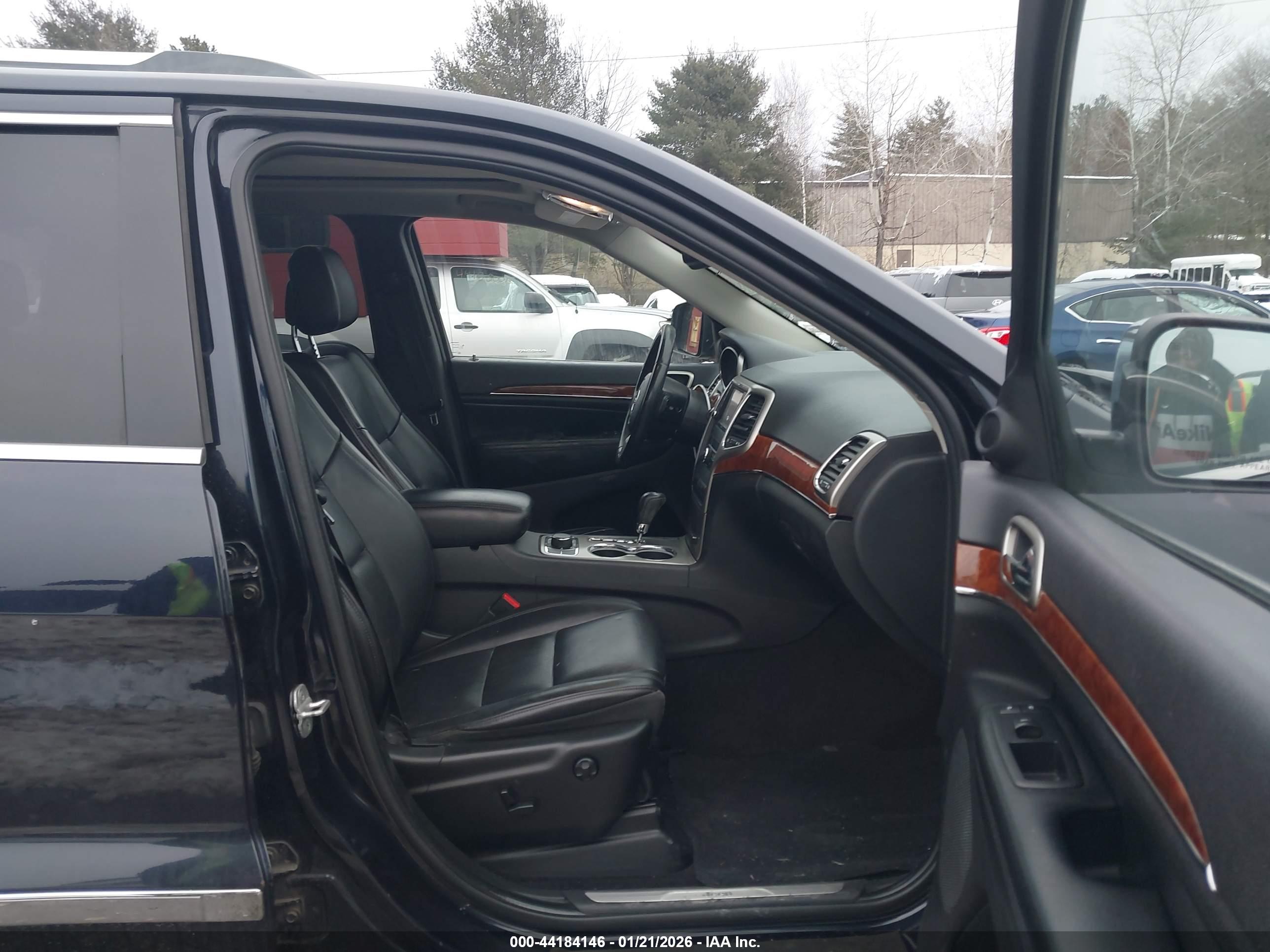 JEEP GRAND image 5