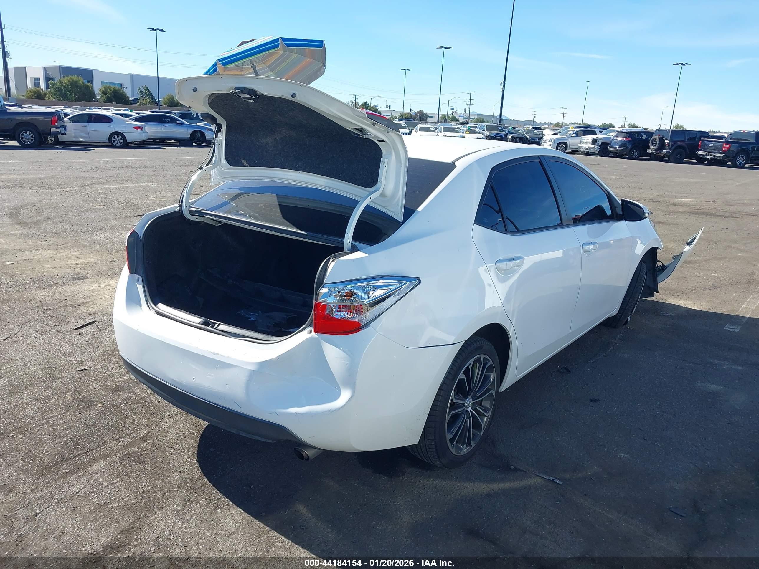 TOYOTA COROLLA image 4
