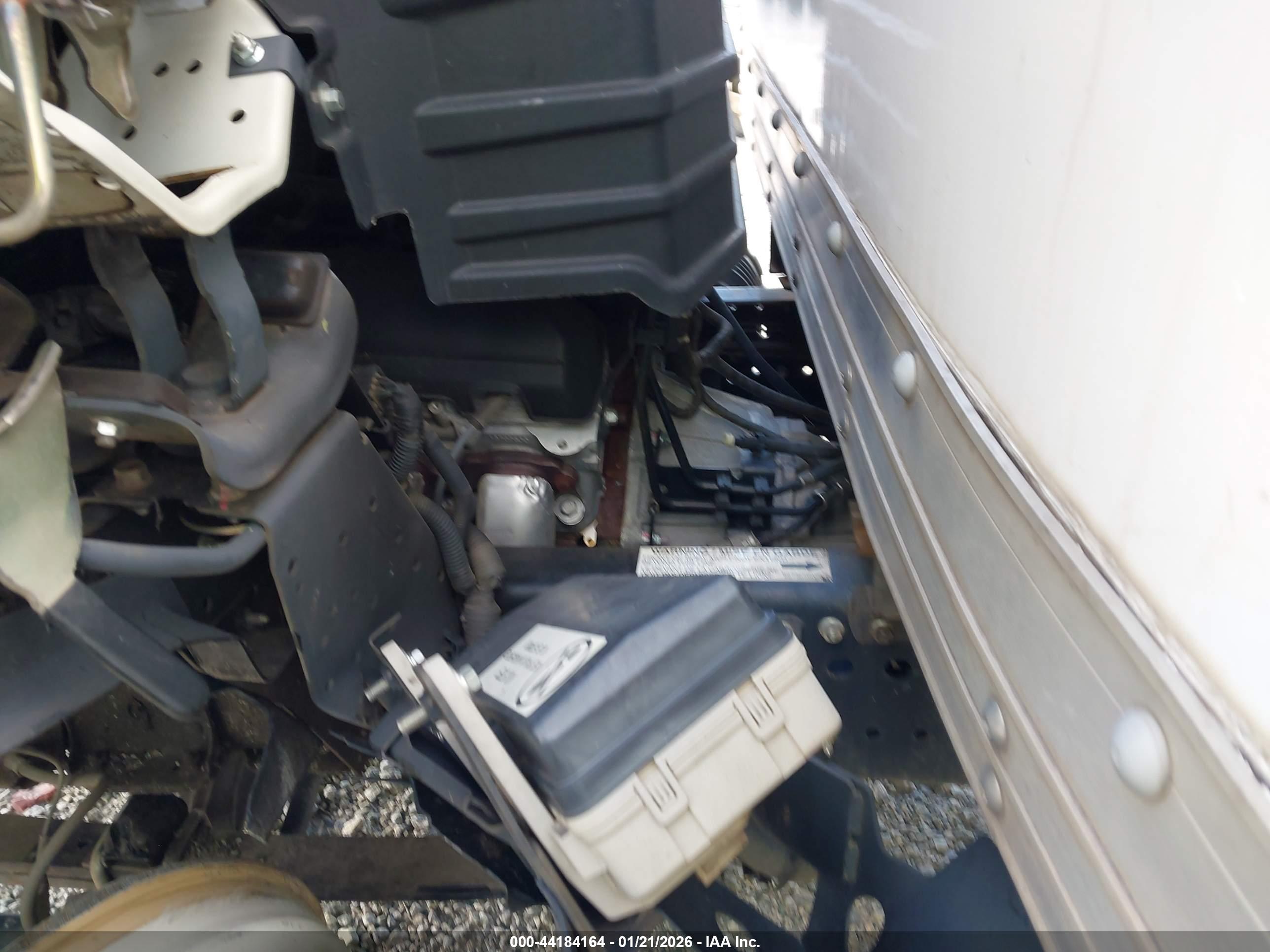 CHEVROLET 4500 image 10