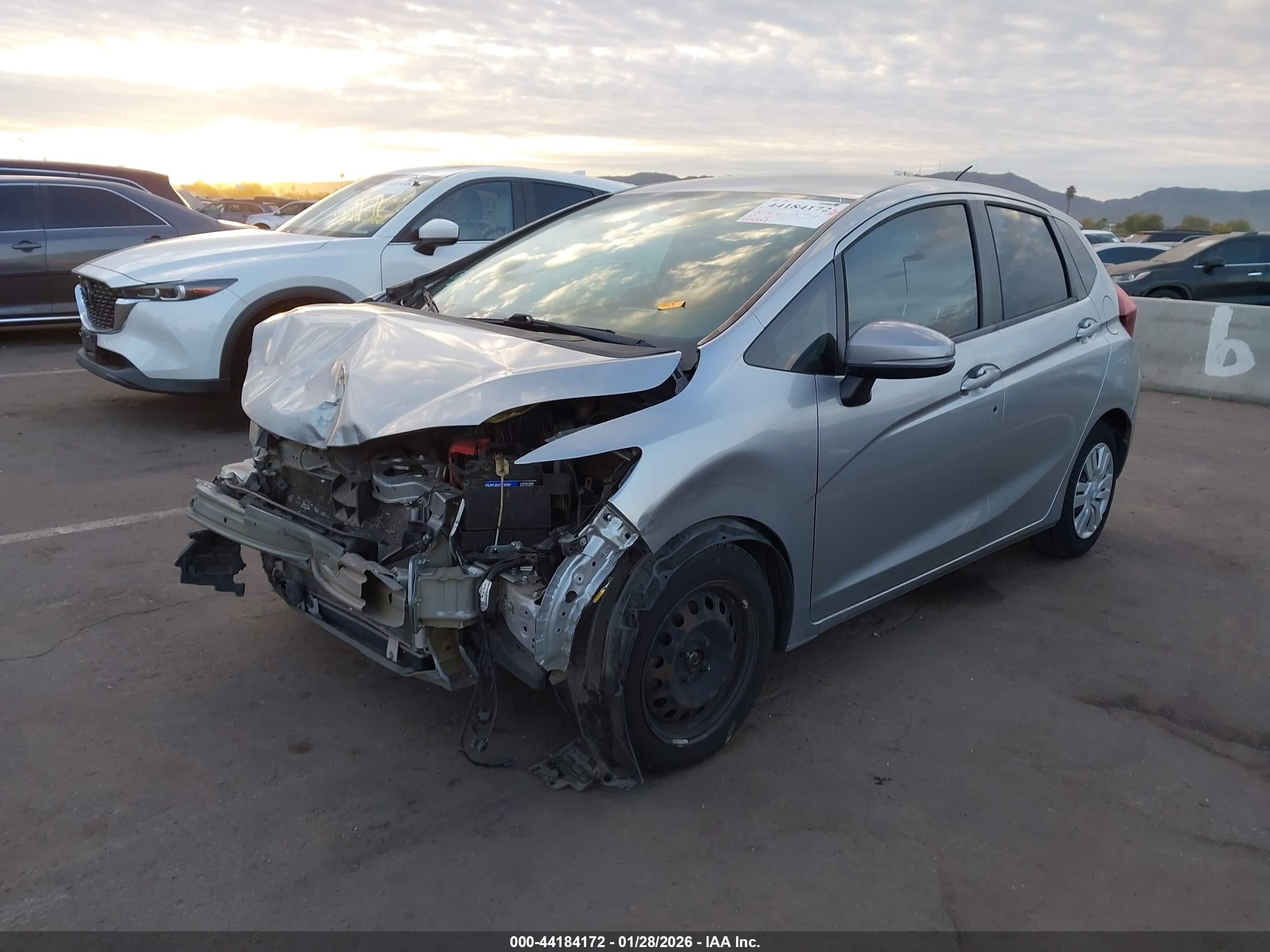 HONDA FIT image 2