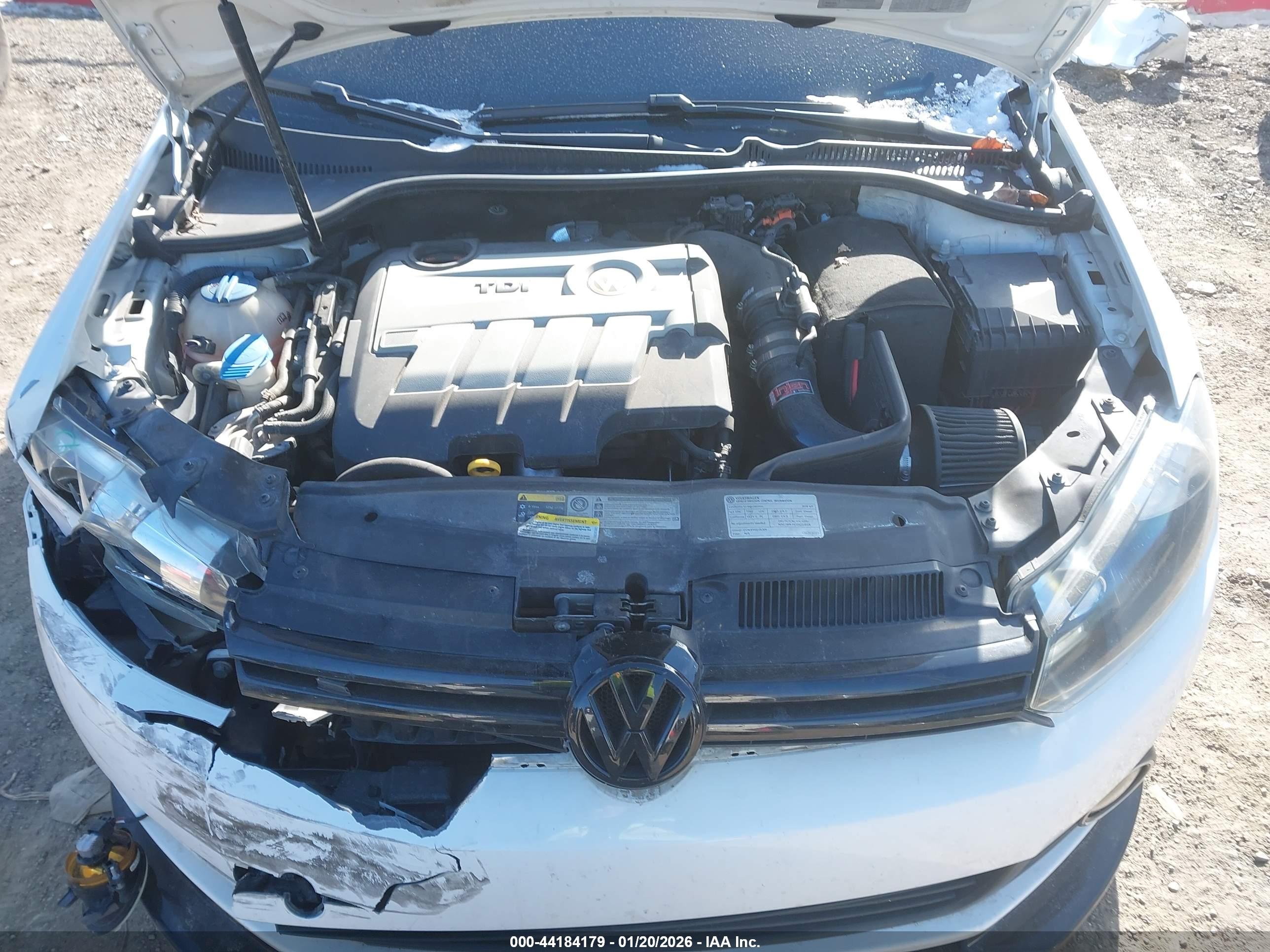 VOLKSWAGEN GOLF image 10