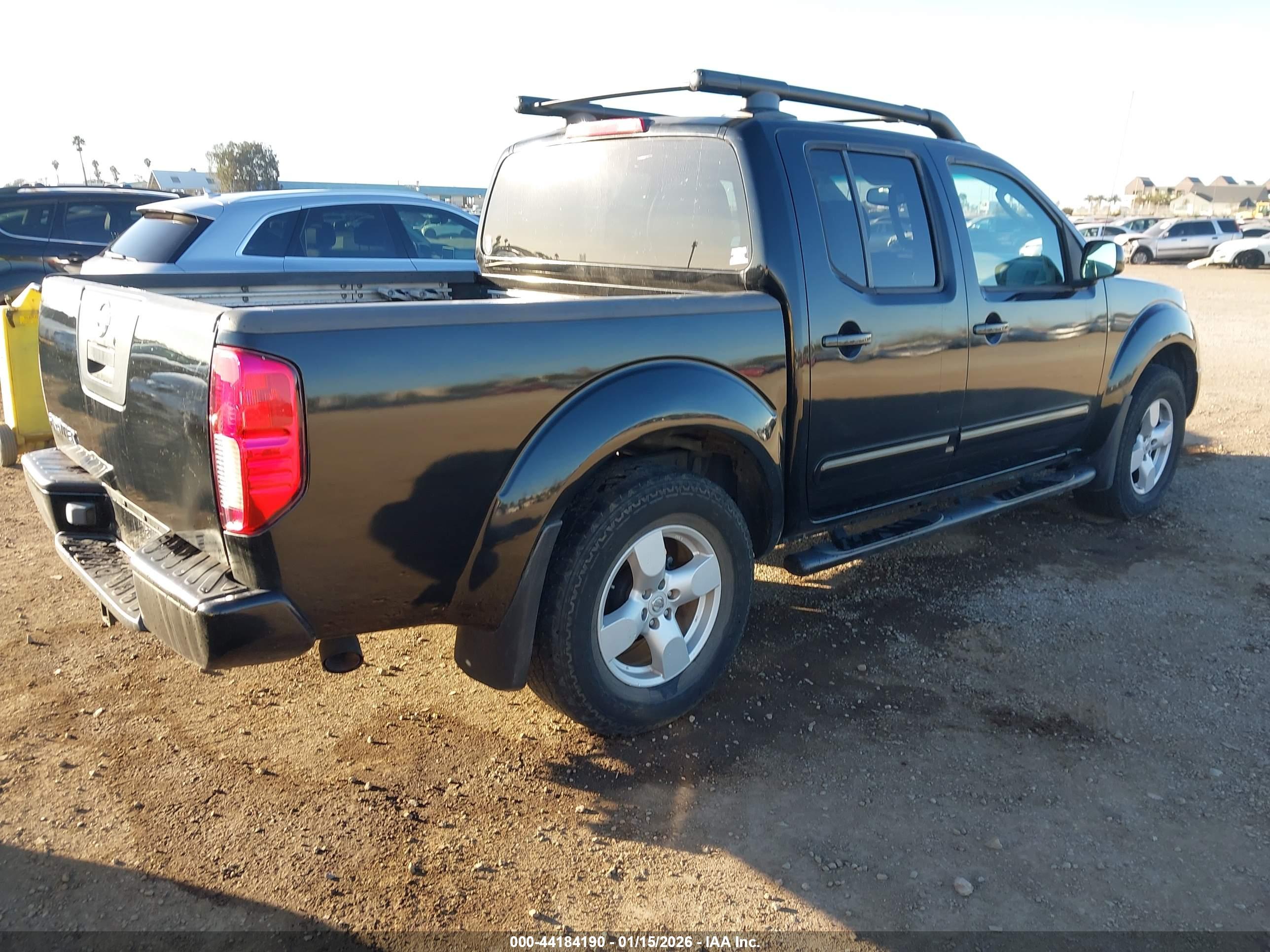 NISSAN FRONTIER image 4