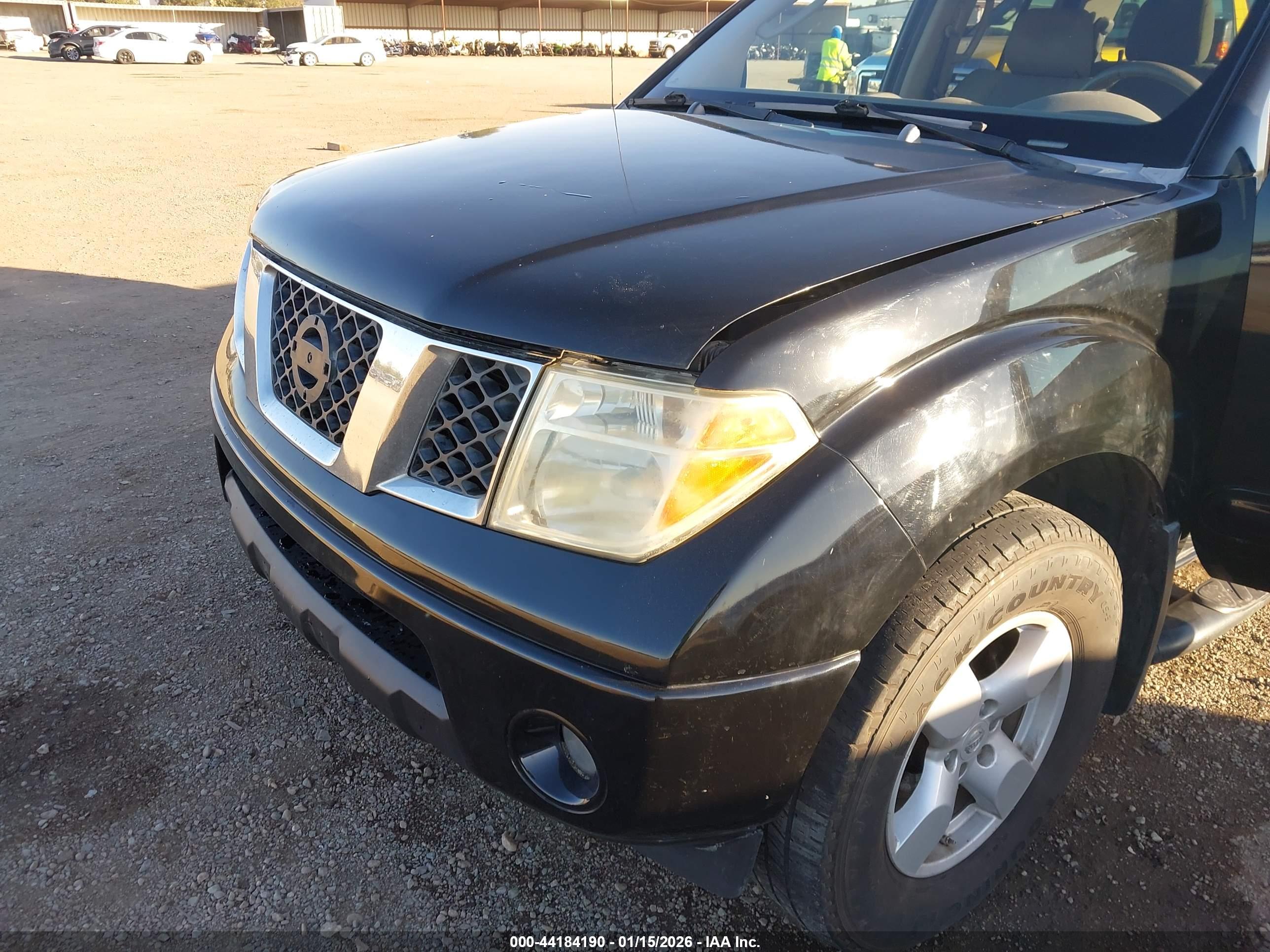 NISSAN FRONTIER image 6