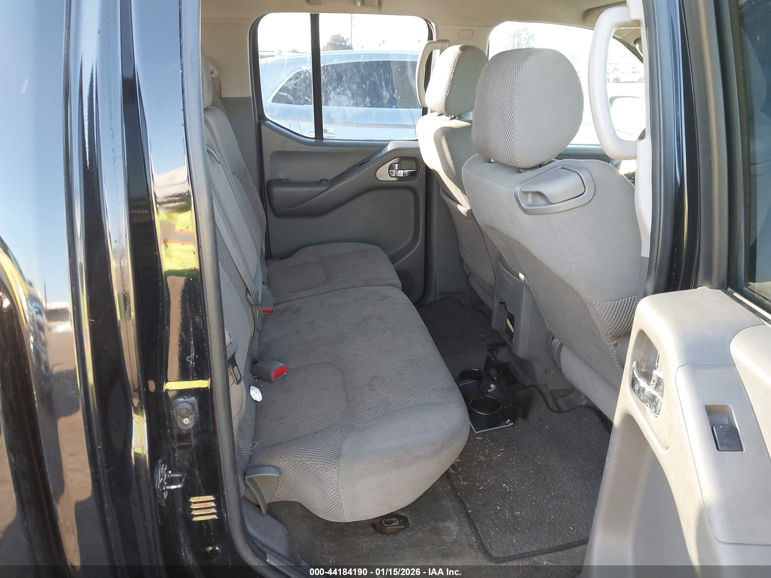 NISSAN FRONTIER image 8