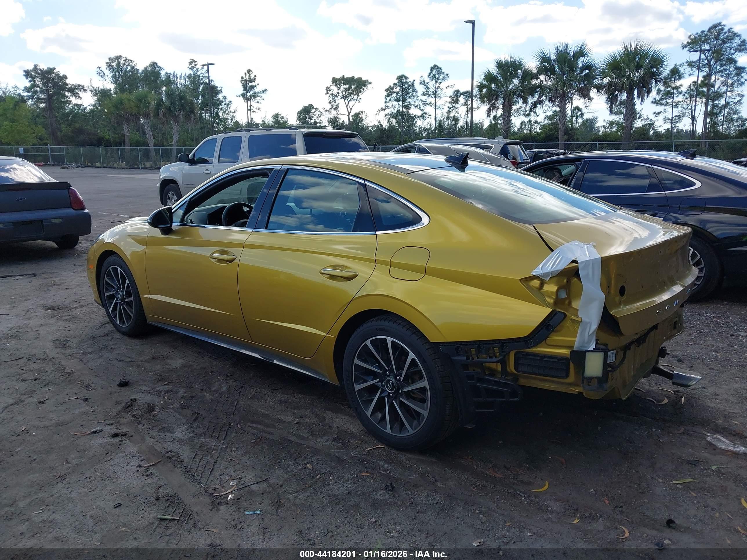 HYUNDAI SONATA image 3