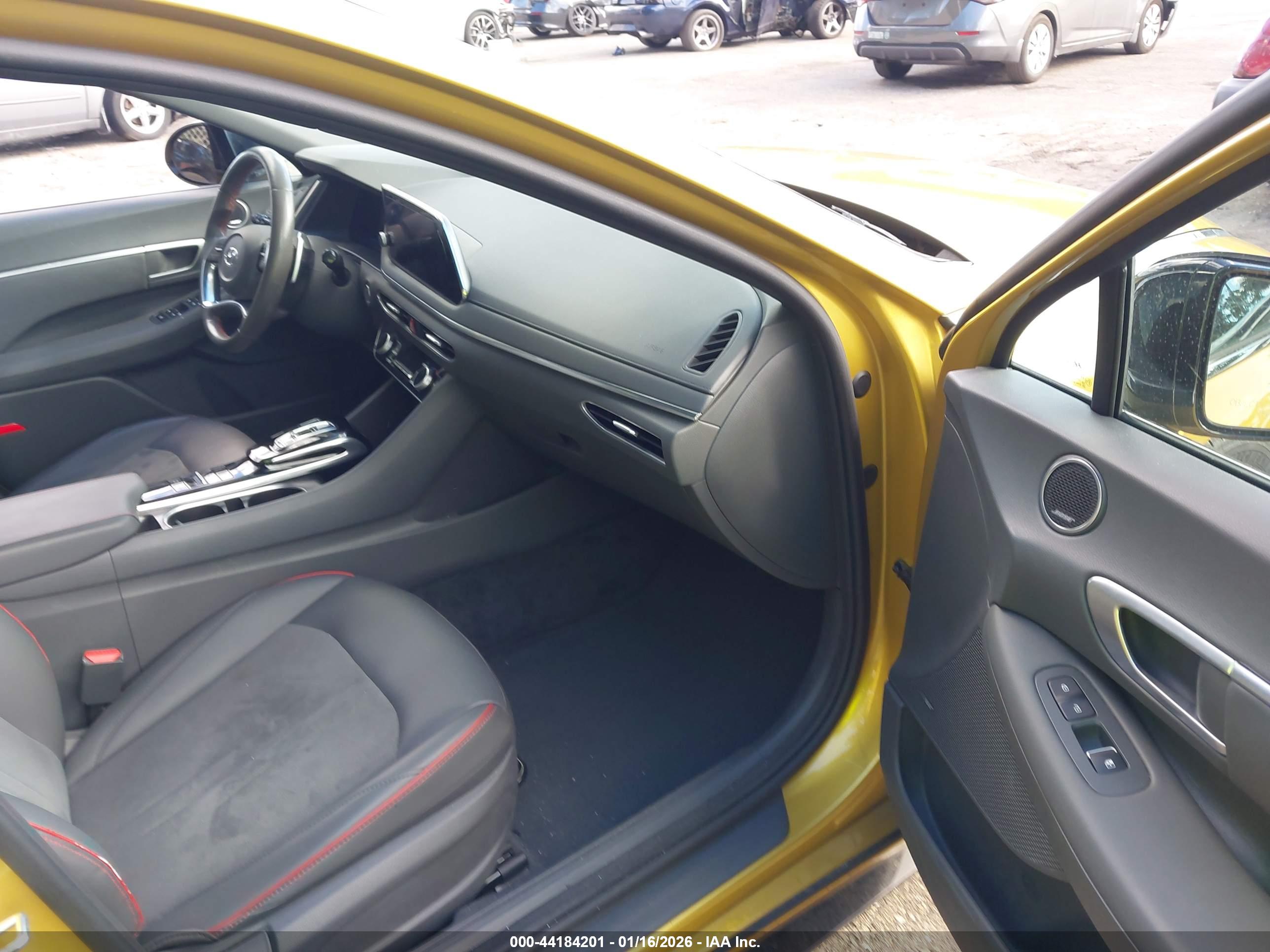 HYUNDAI SONATA image 5