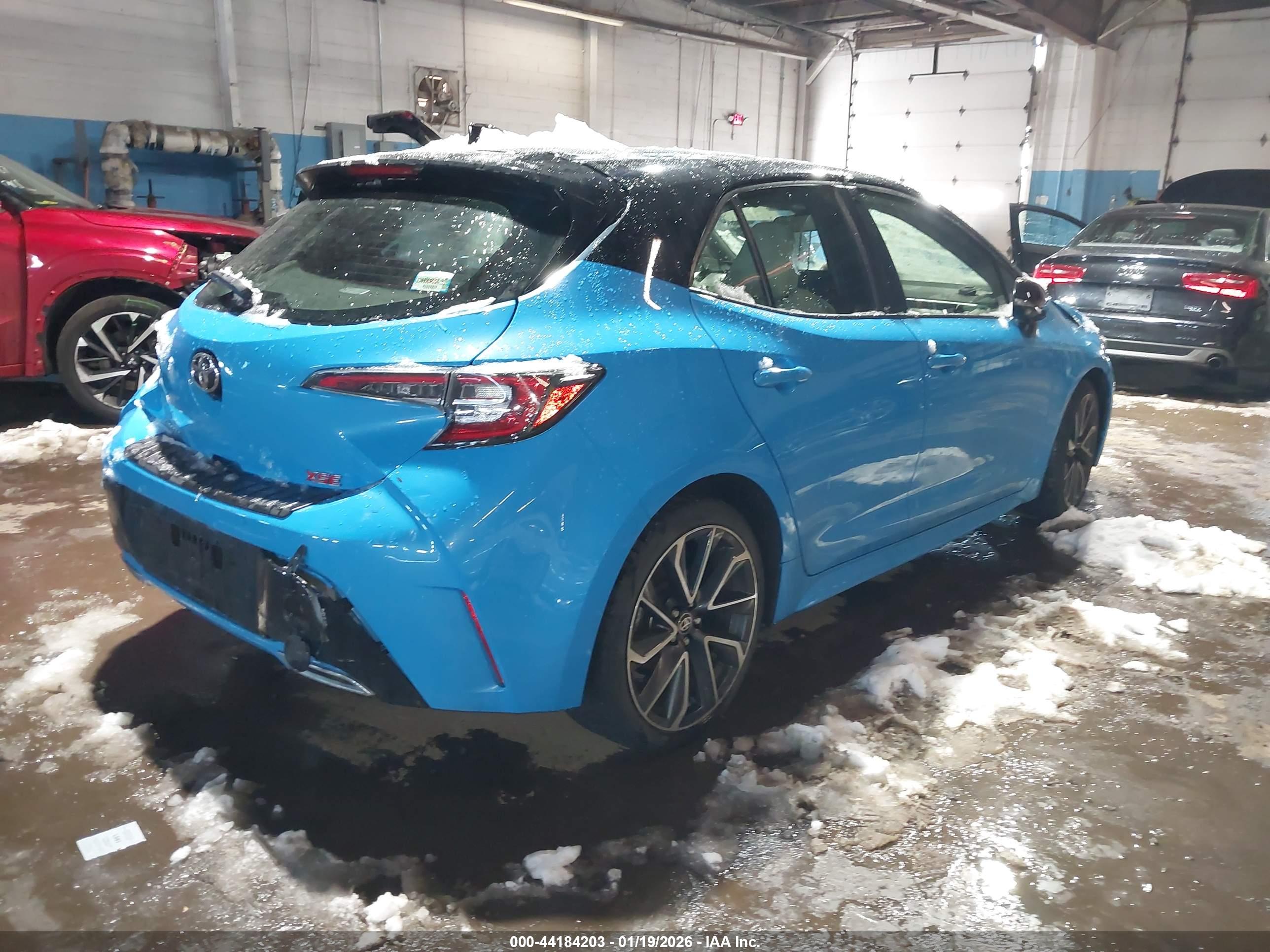 TOYOTA COROLLA image 4