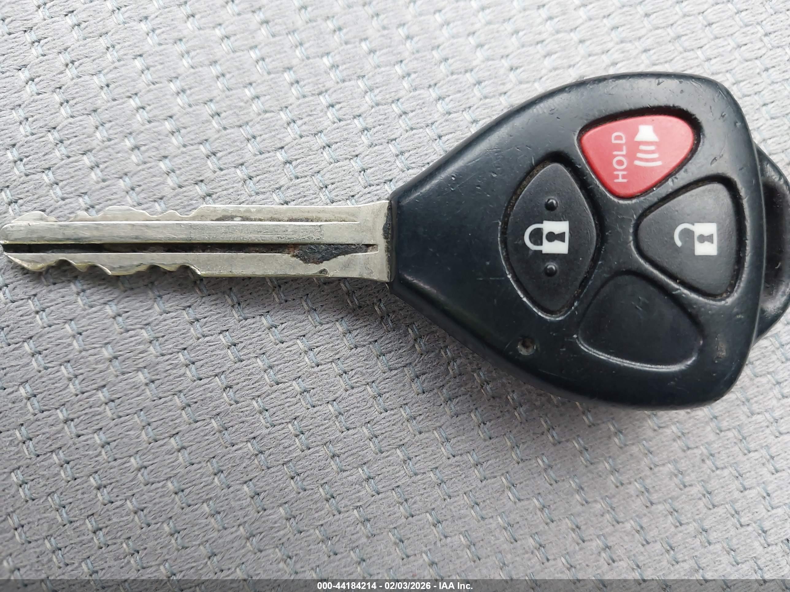 TOYOTA YARIS image 11