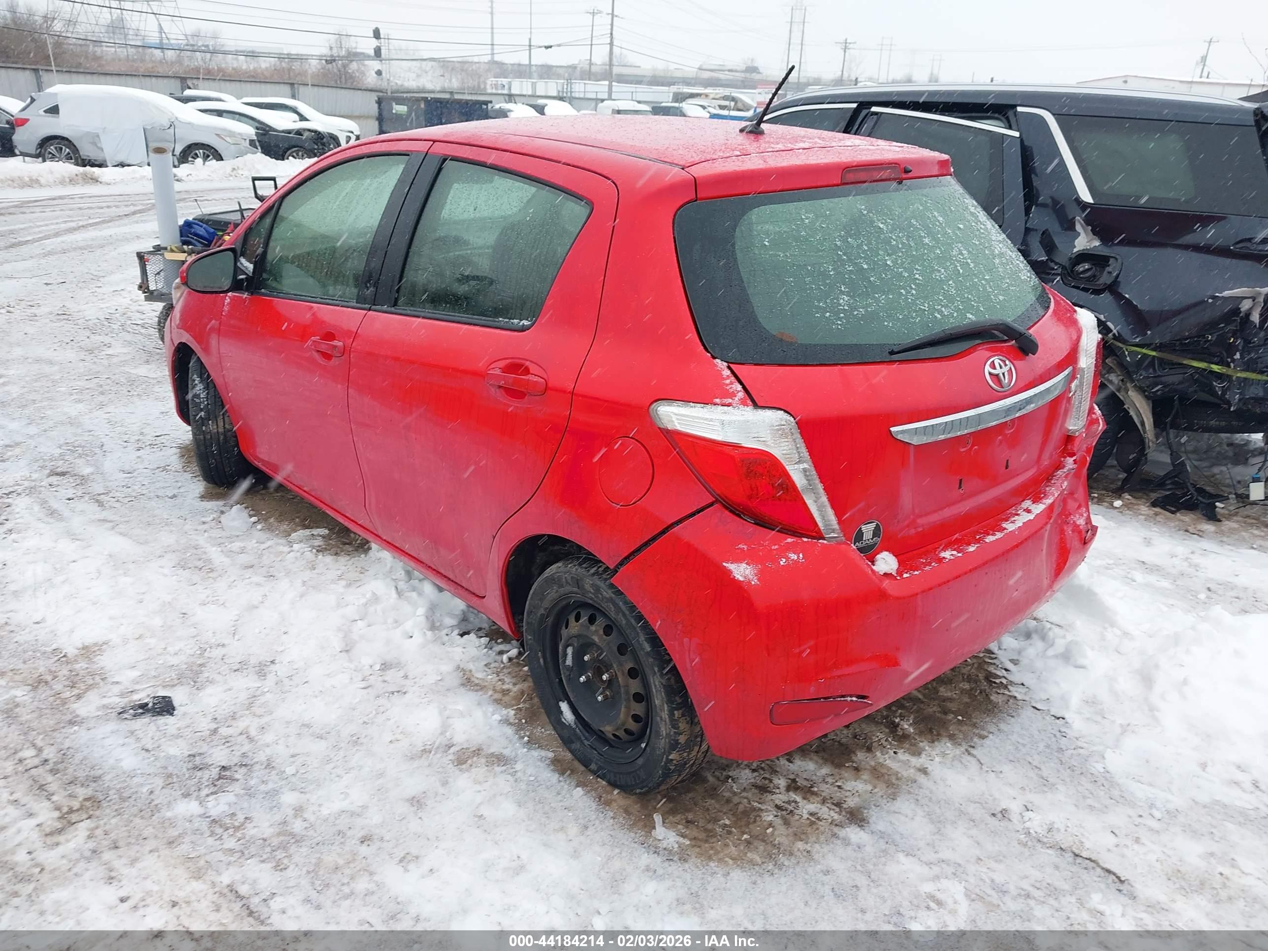 TOYOTA YARIS image 3