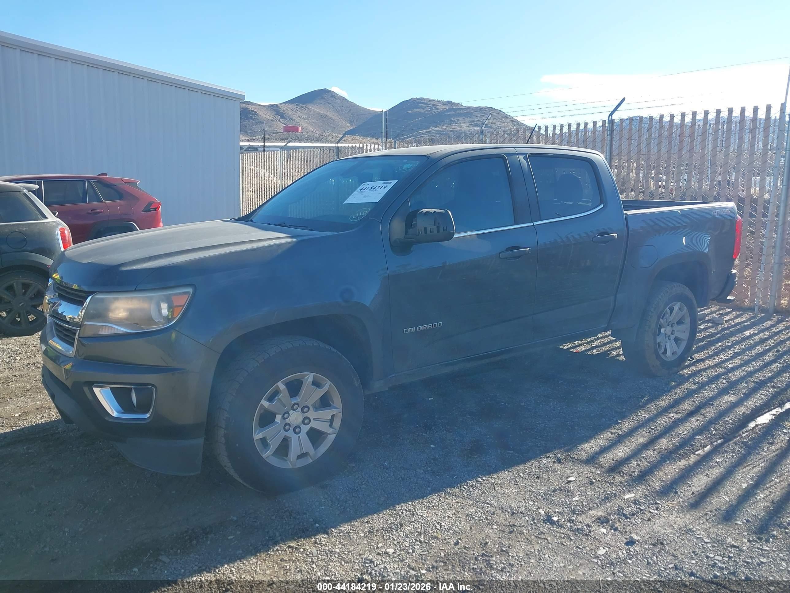CHEVROLET COLORADO image 2
