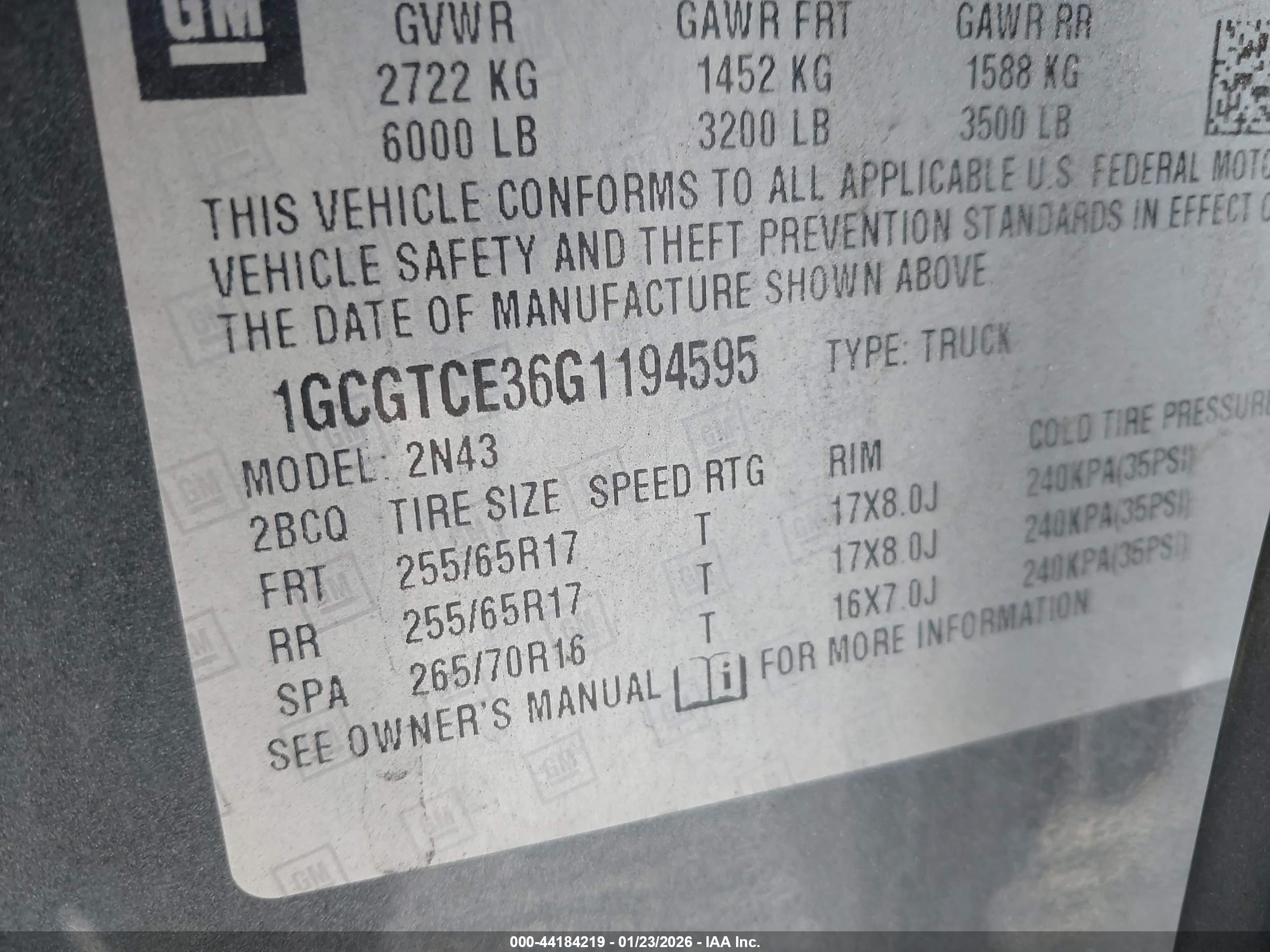 CHEVROLET COLORADO image 9
