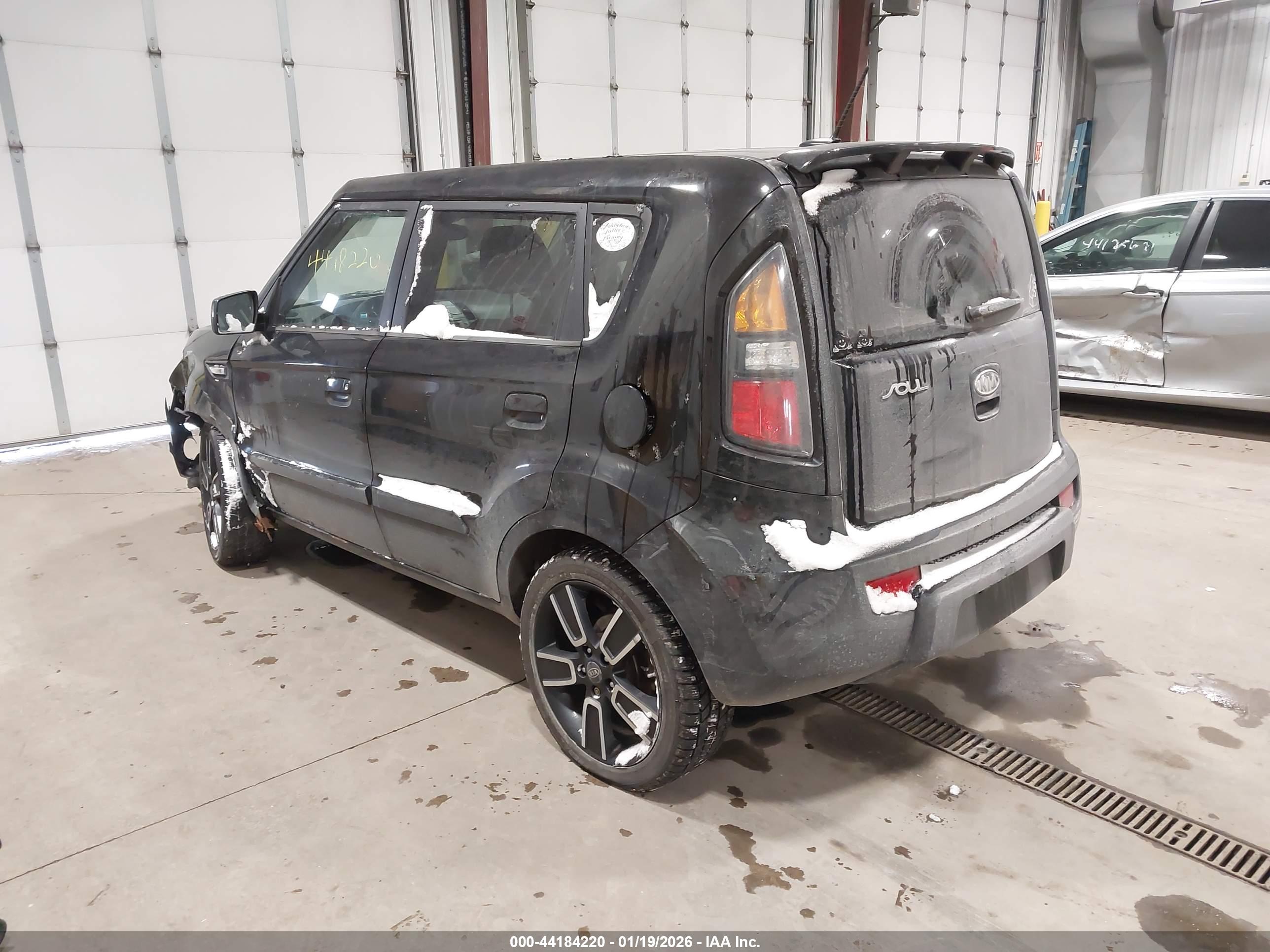 KIA SOUL image 3