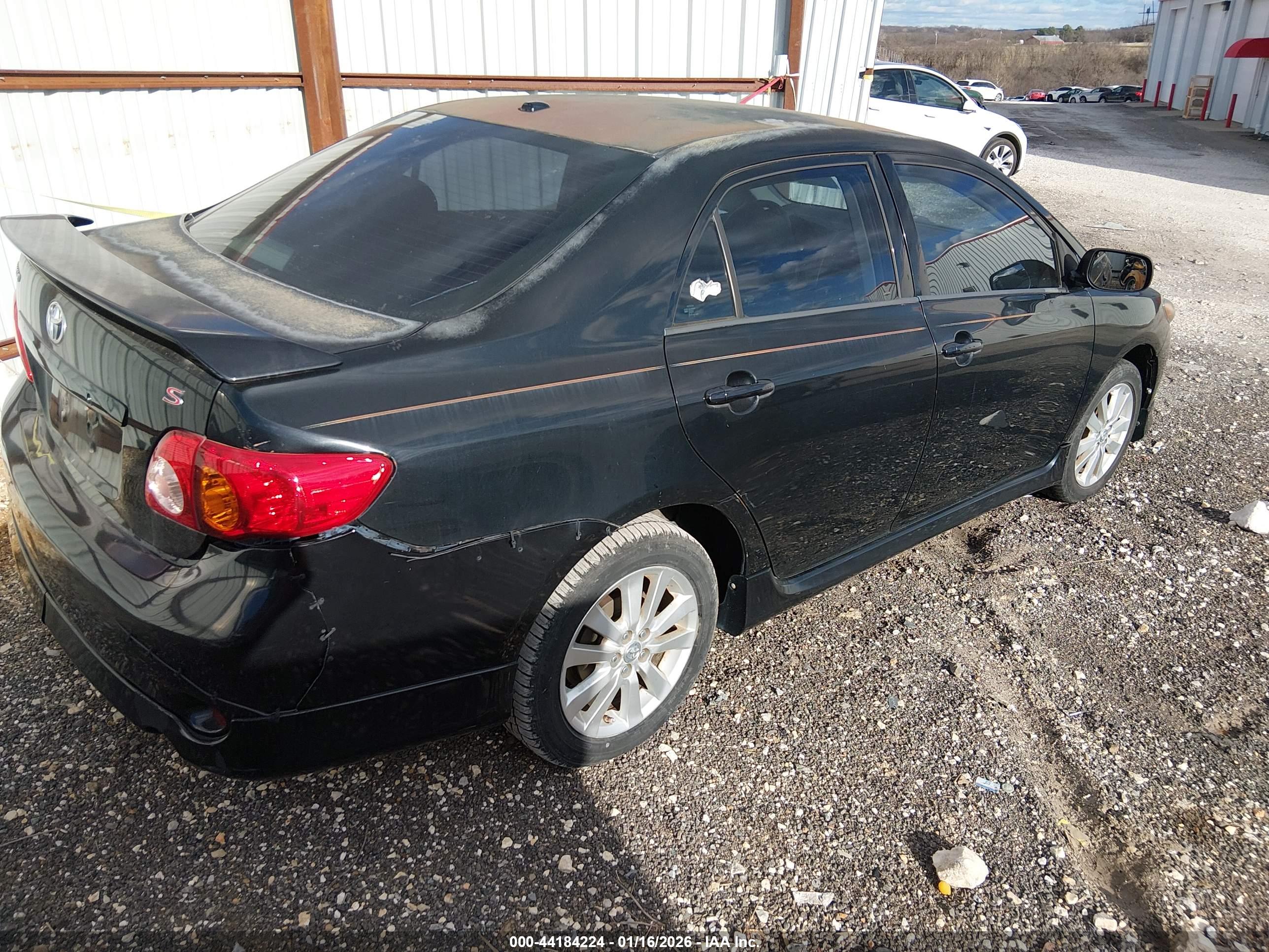TOYOTA COROLLA image 4