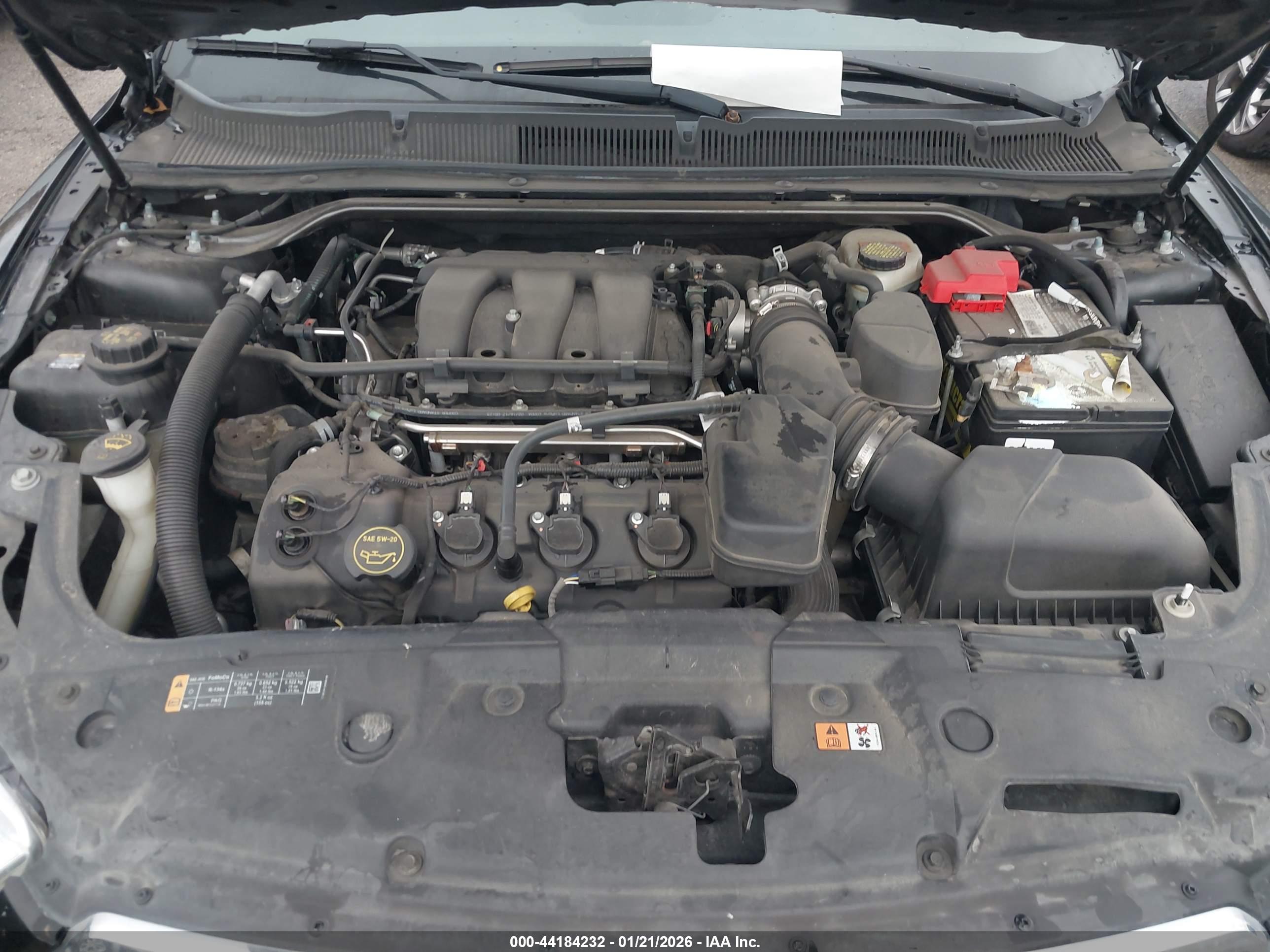 FORD TAURUS image 10