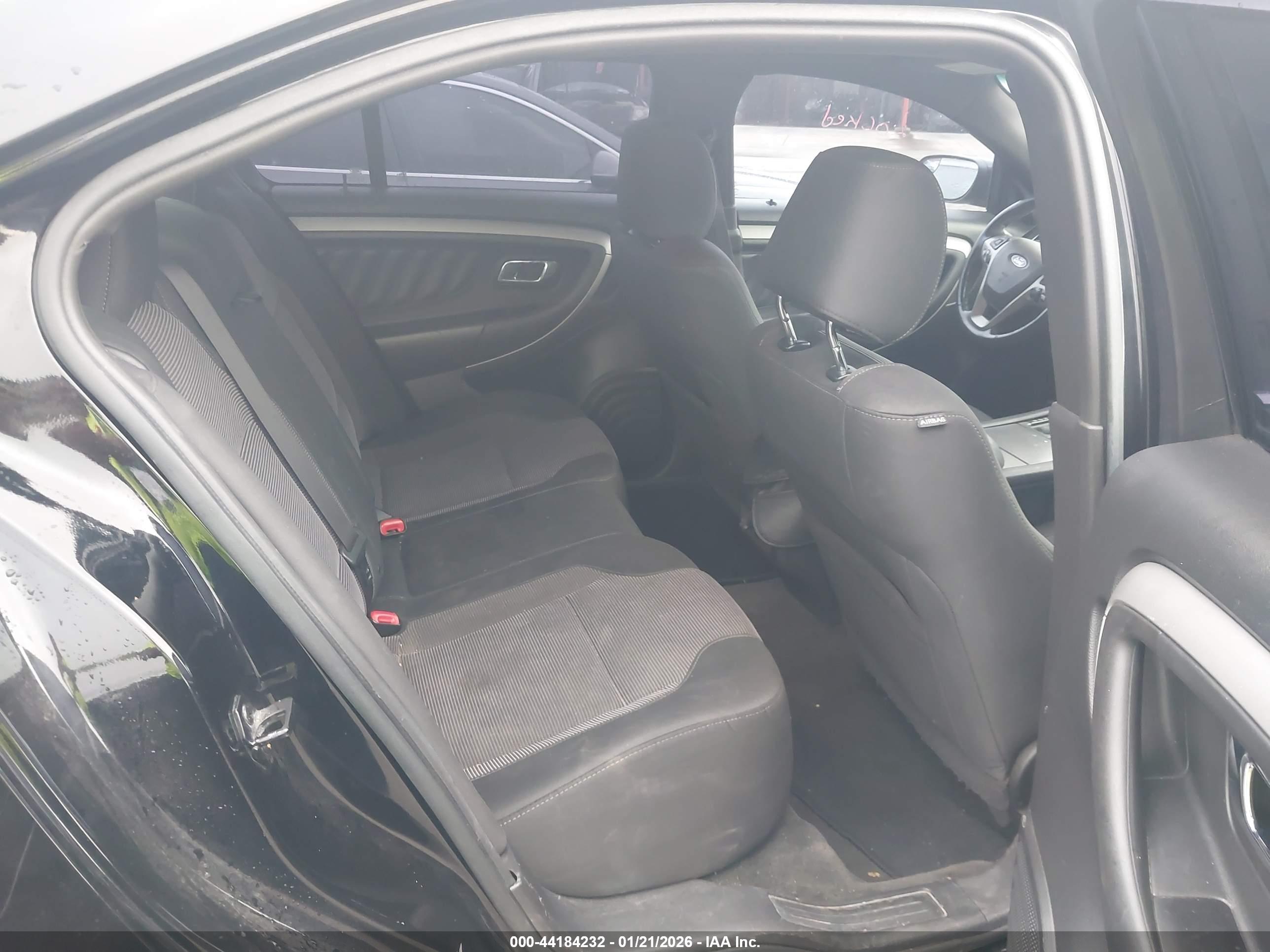FORD TAURUS image 8