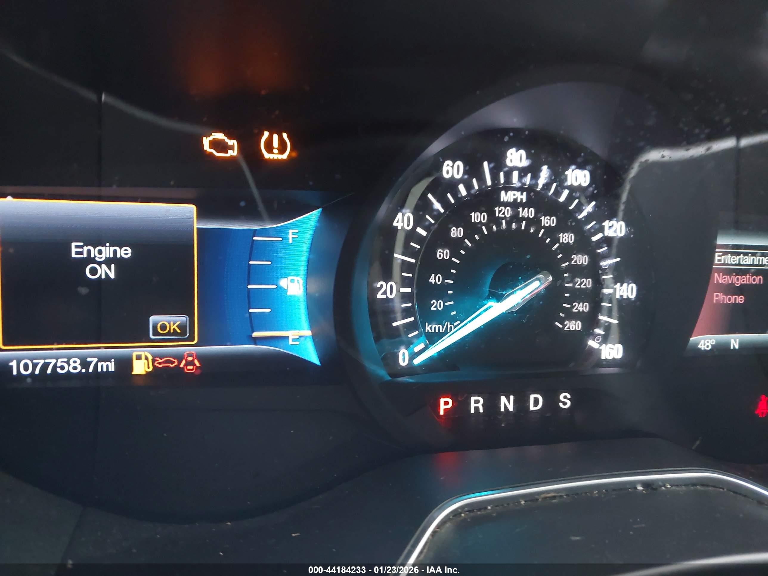 FORD FUSION image 7