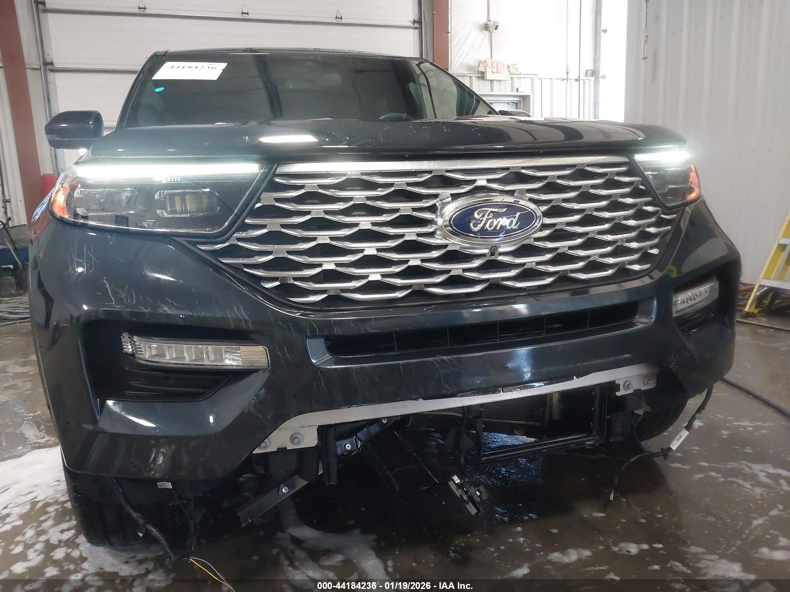 FORD EXPLORER image 6