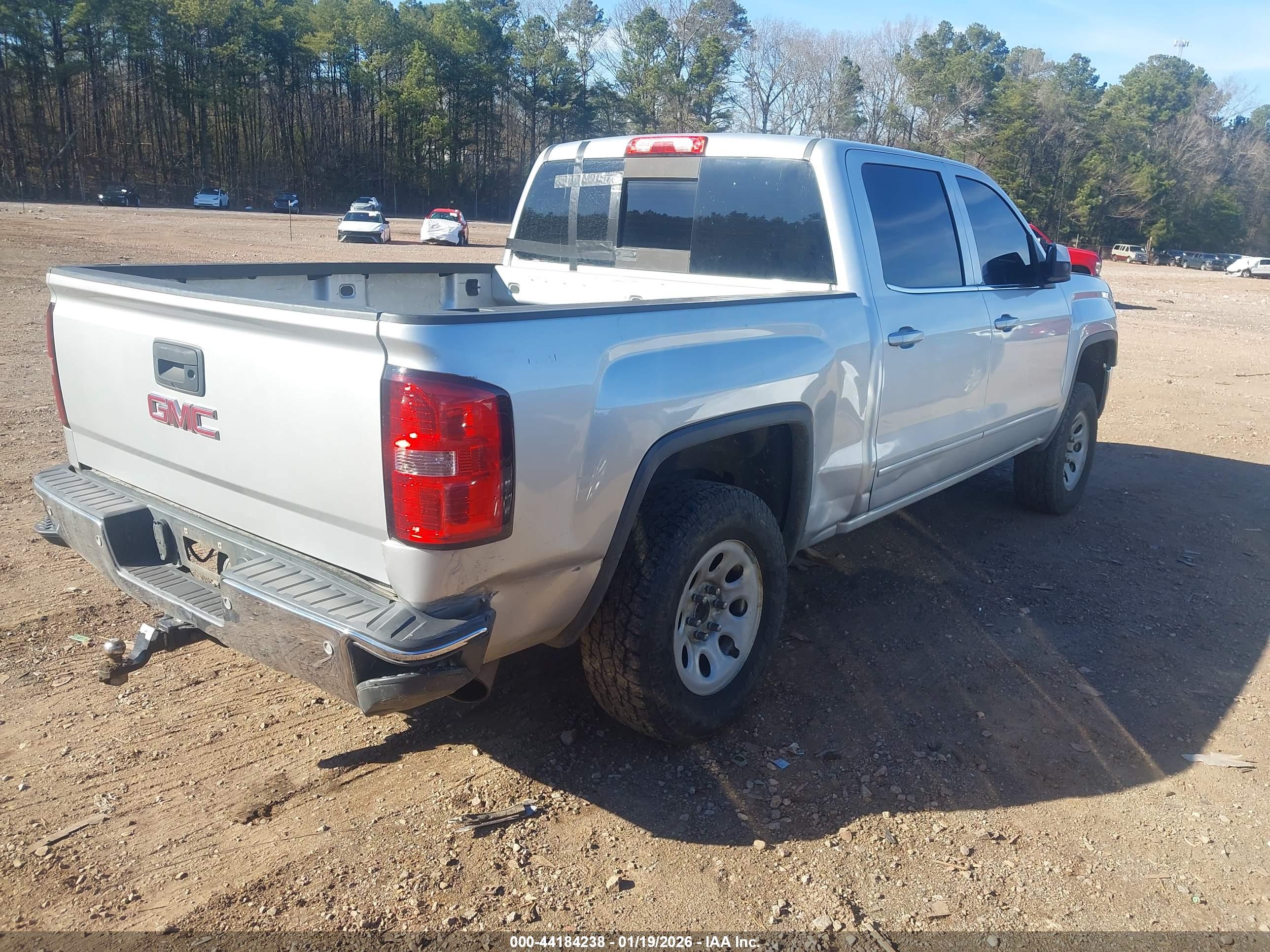 GMC SIERRA image 4