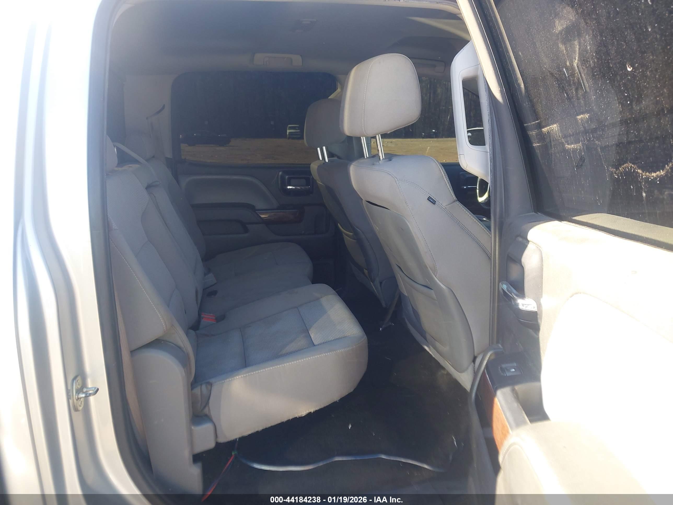 GMC SIERRA image 8