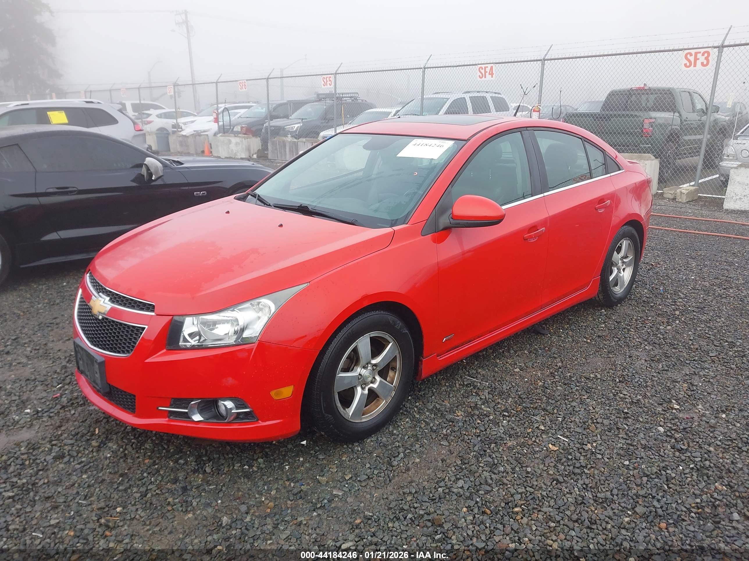 CHEVROLET CRUZE image 2