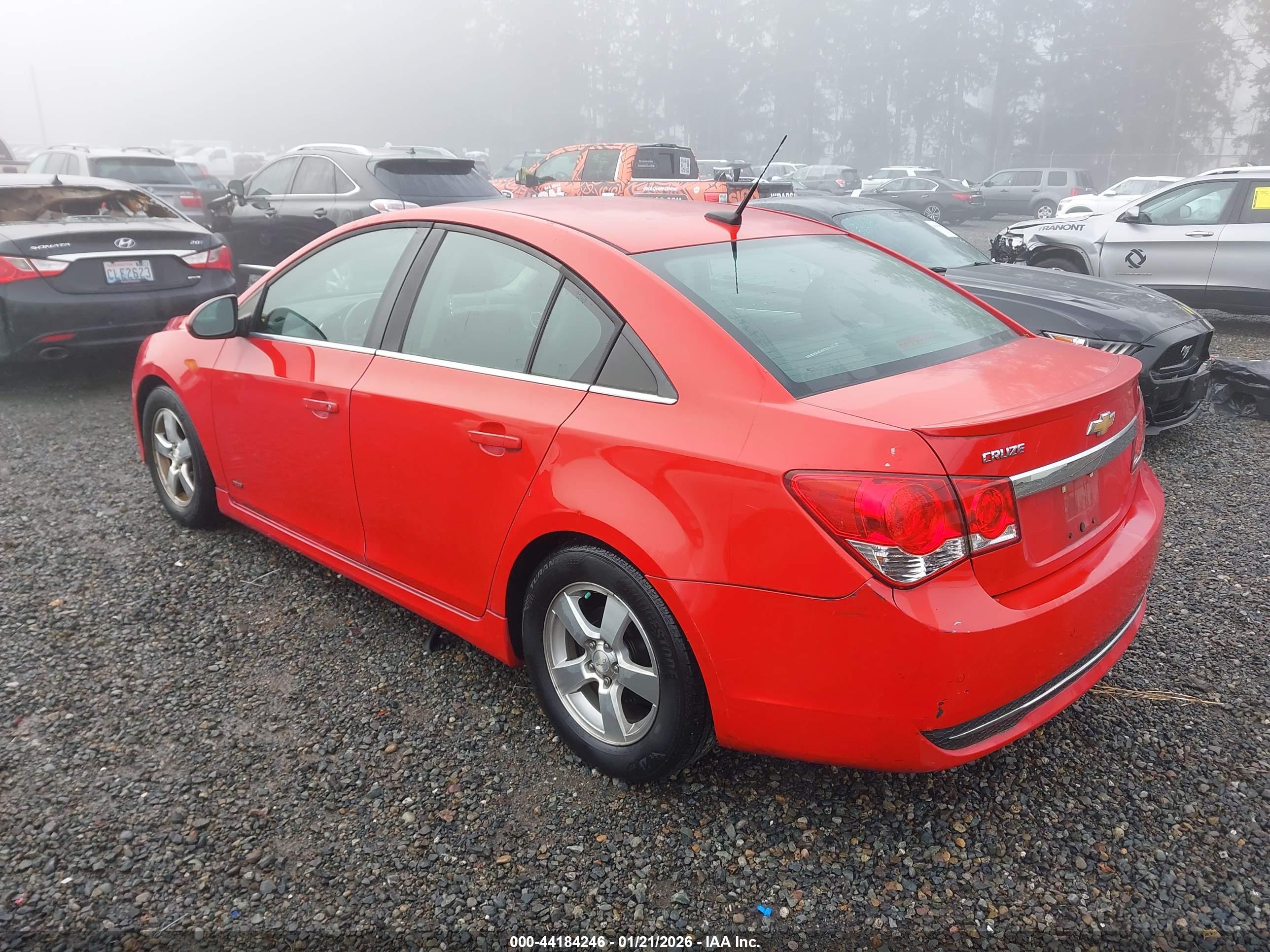 CHEVROLET CRUZE image 3