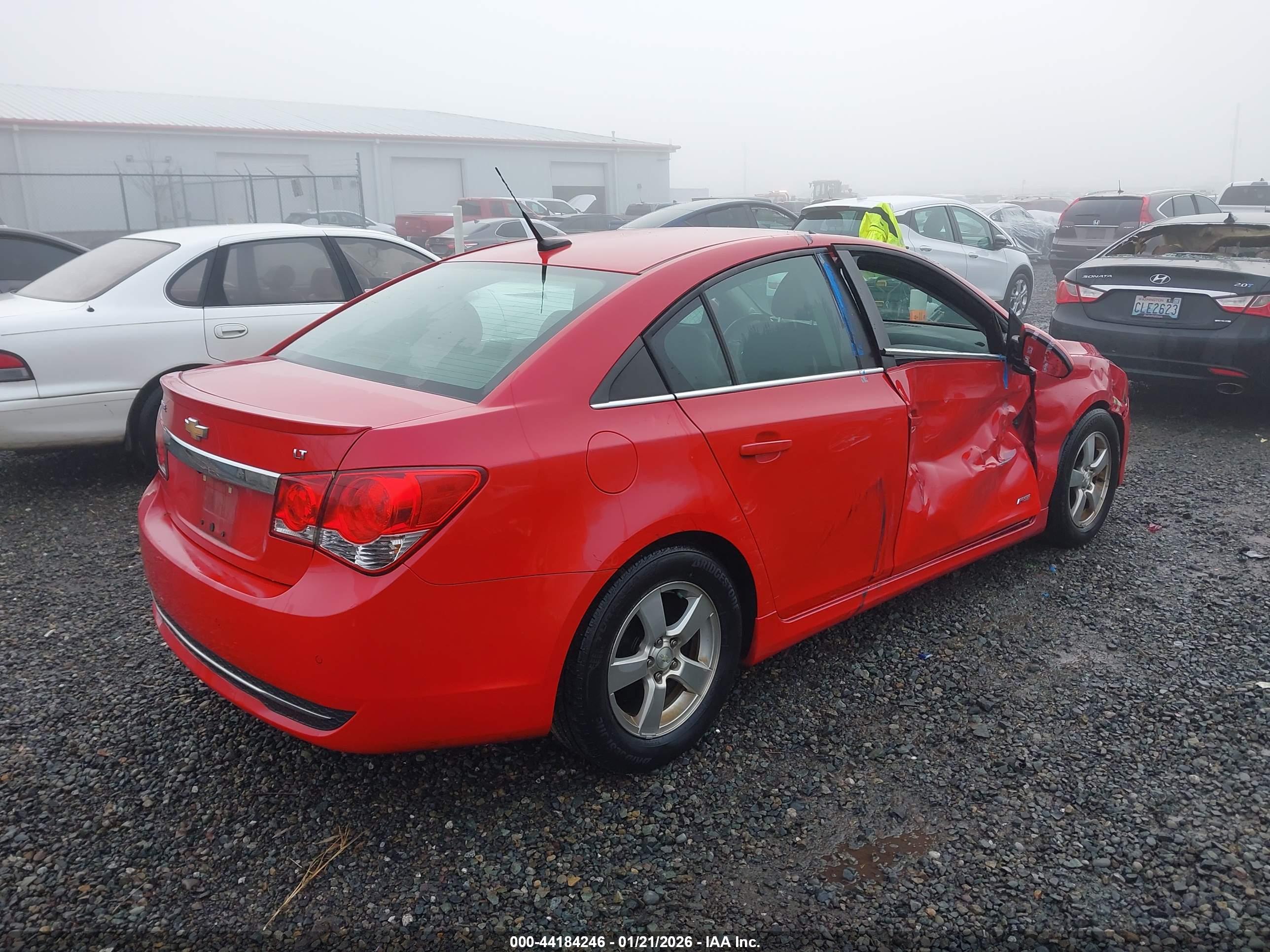 CHEVROLET CRUZE image 4