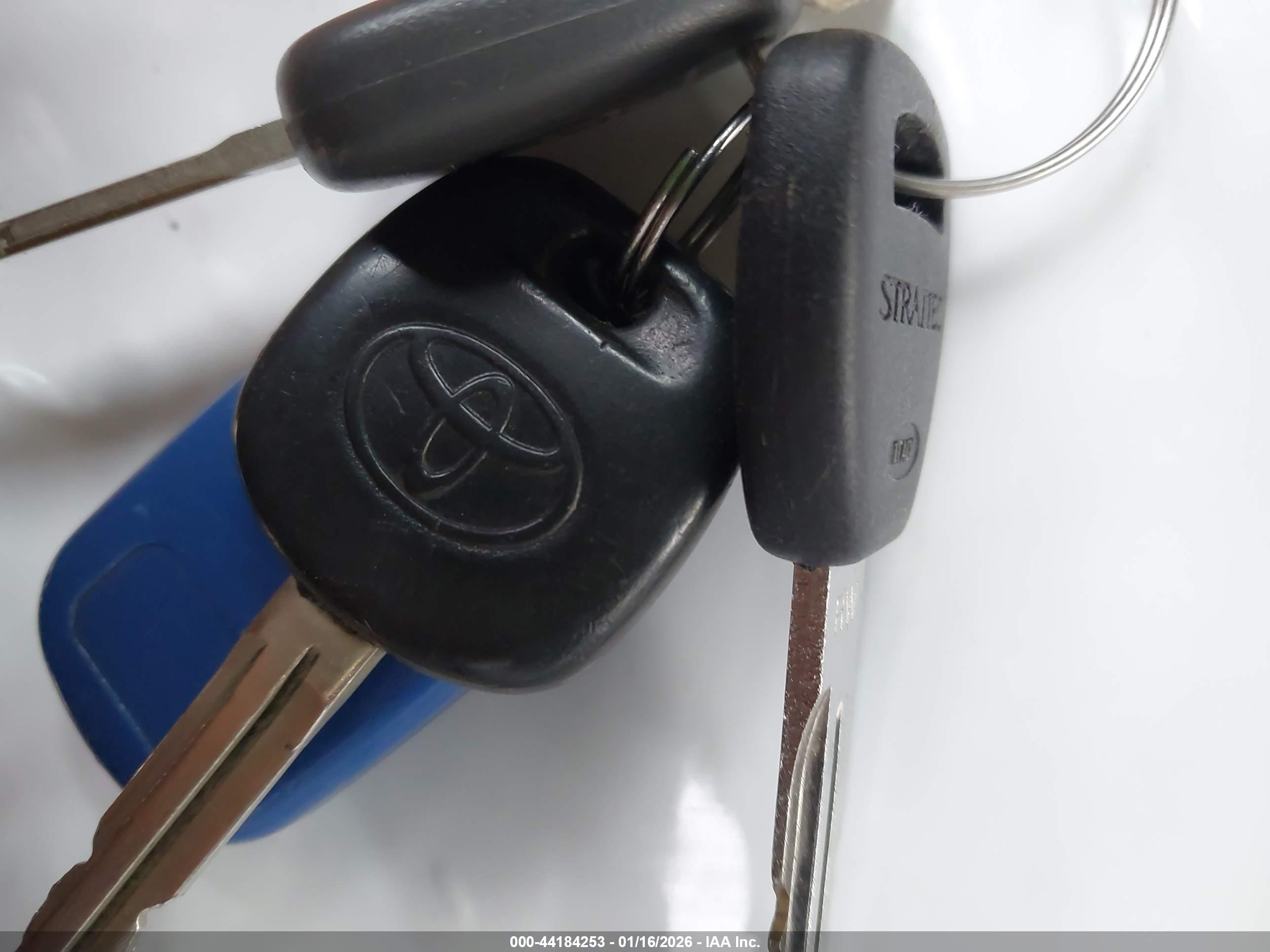 TOYOTA HIGHLANDER image 11