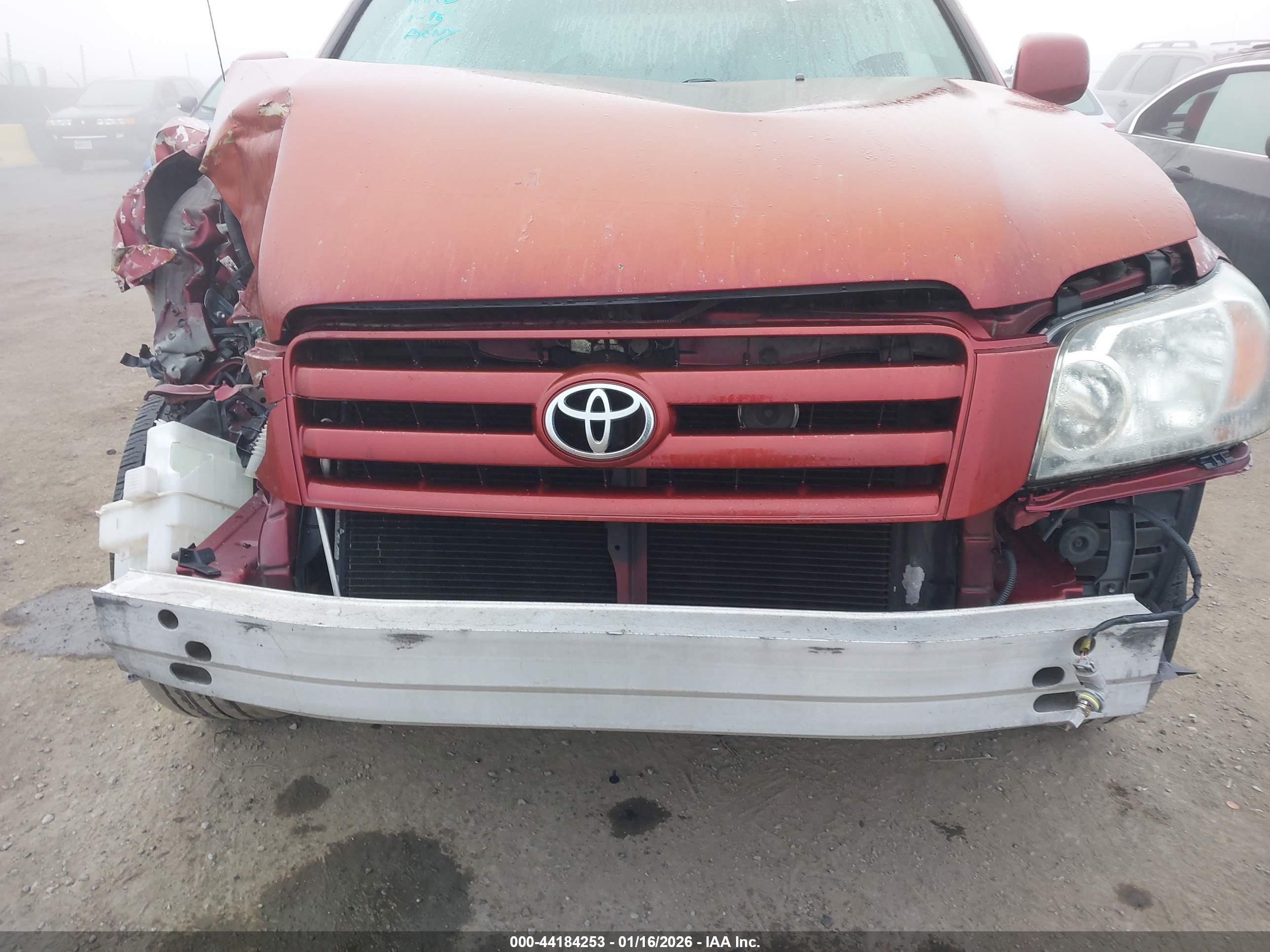 TOYOTA HIGHLANDER image 6